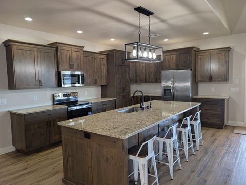 Tiny photo for 1023 W LITTLE PINION Way, Apple Valley, UT 84737 (MLS # 26-271296)