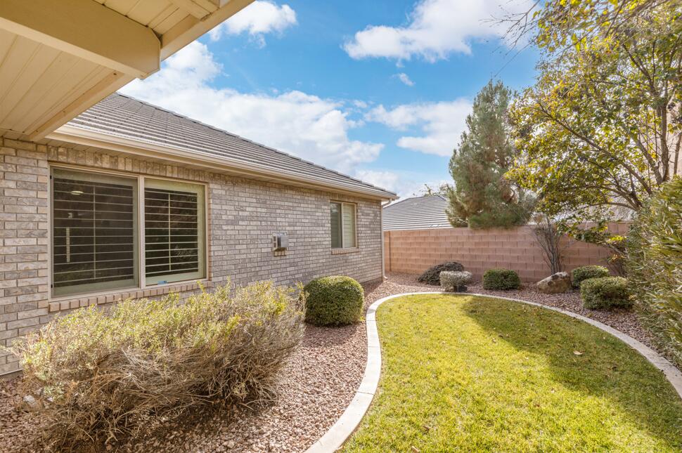 COVENTRY LANE TOWNHOMES - Residential