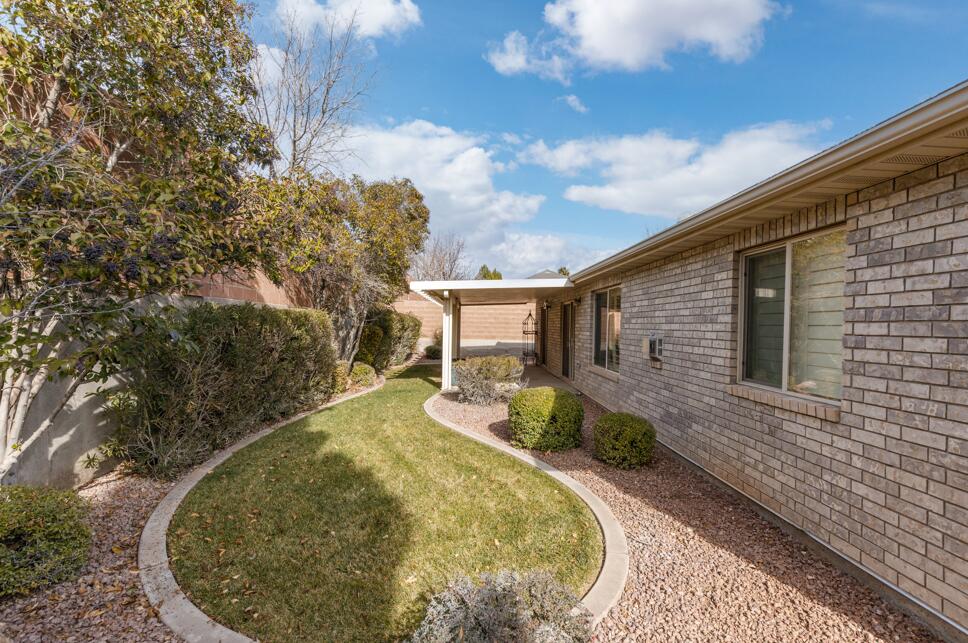 COVENTRY LANE TOWNHOMES - Residential