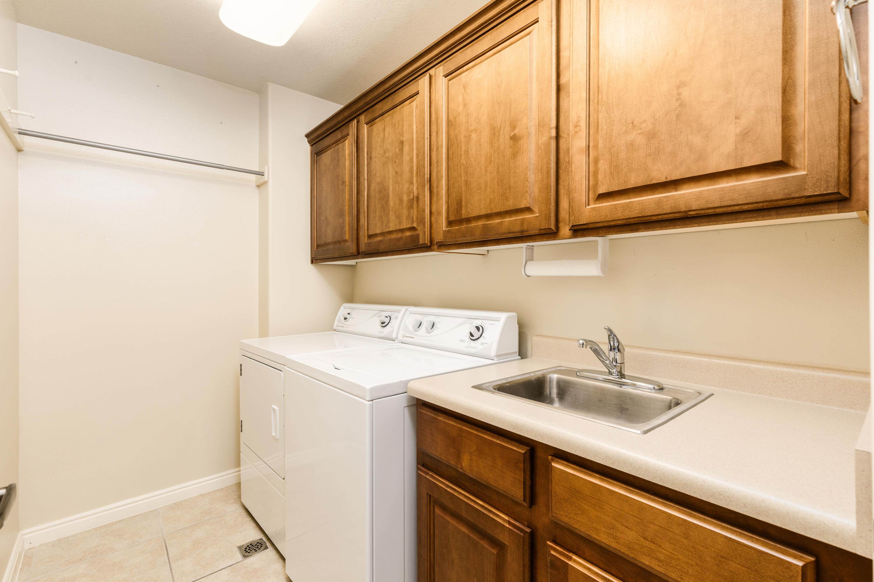 COVENTRY LANE TOWNHOMES - Residential