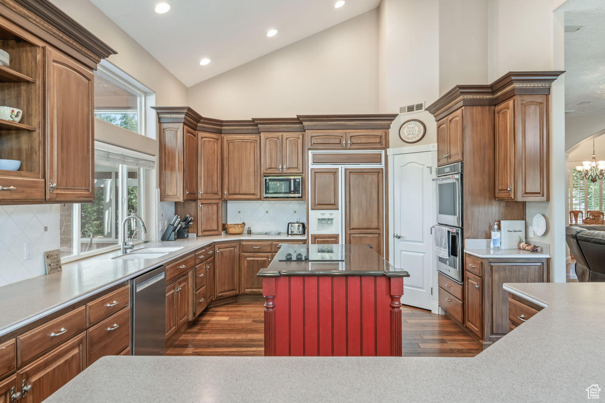 PHEASANT RUN ESTATES - Residential