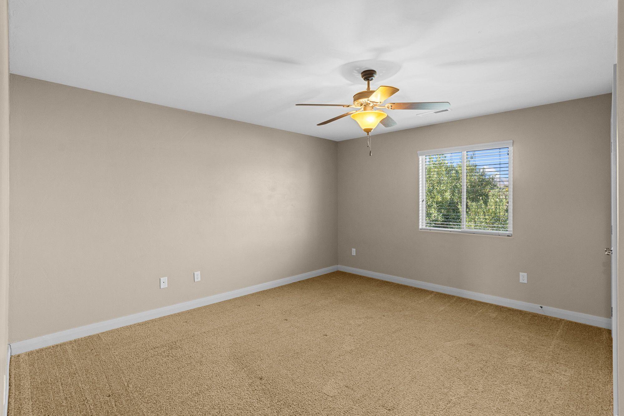 RED MOUNTAIN VIEW EST - Residential