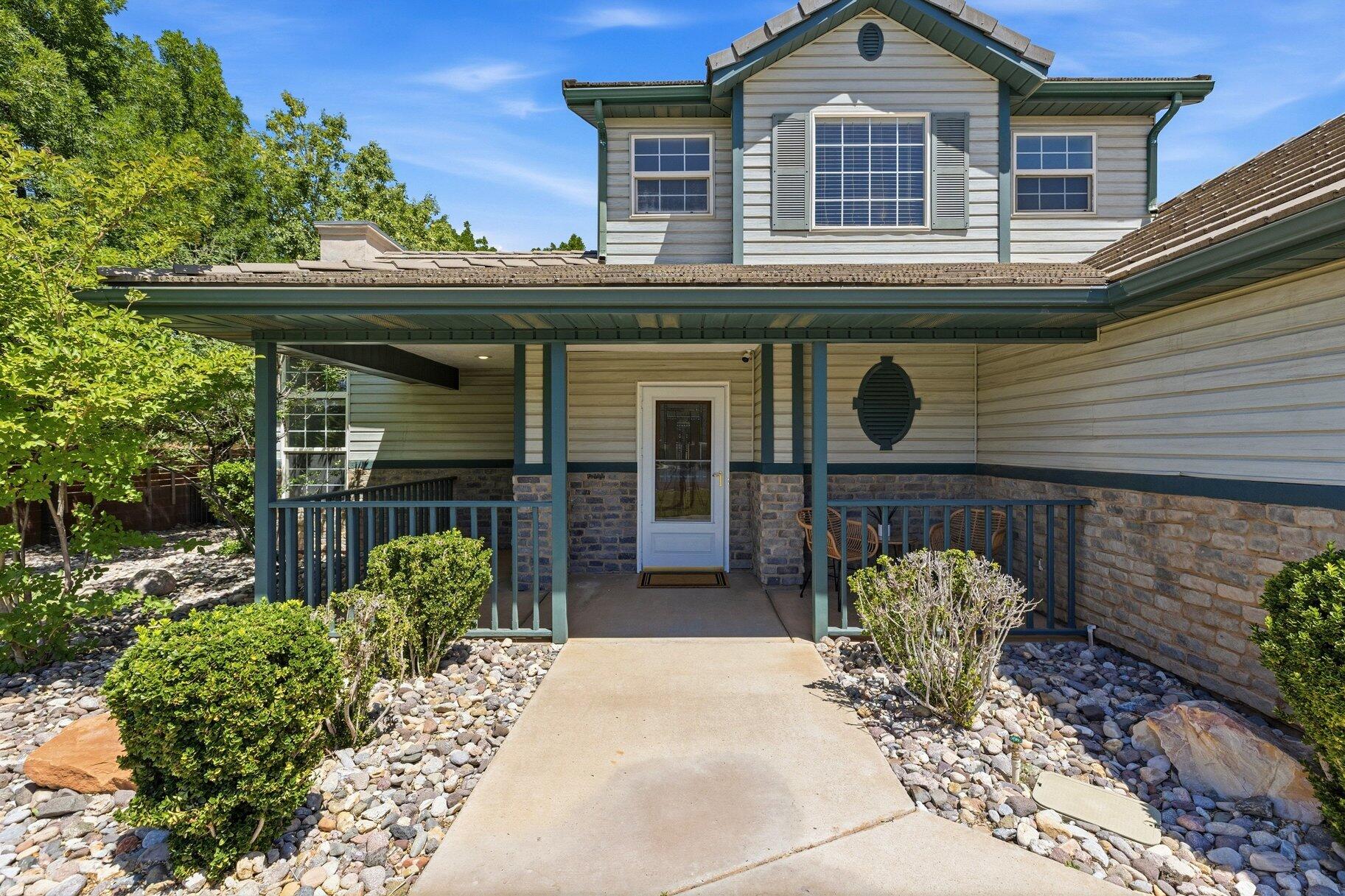 ELM ESTATES - Residential