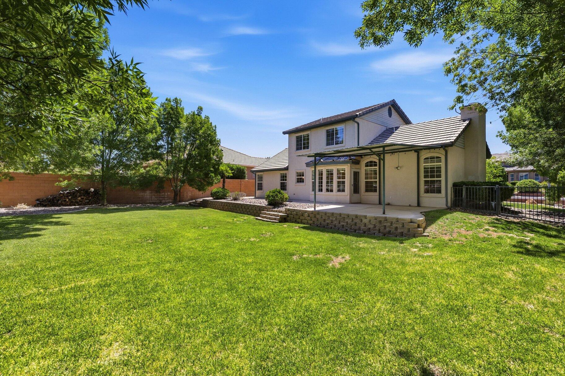 ELM ESTATES - Residential