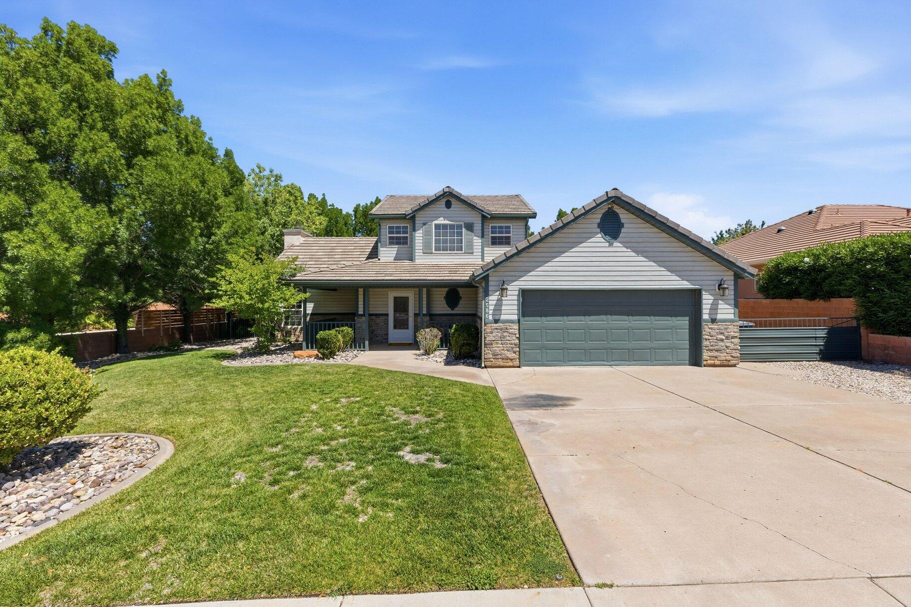 ELM ESTATES - Residential