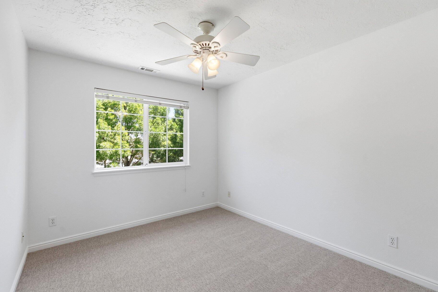 ELM ESTATES - Residential