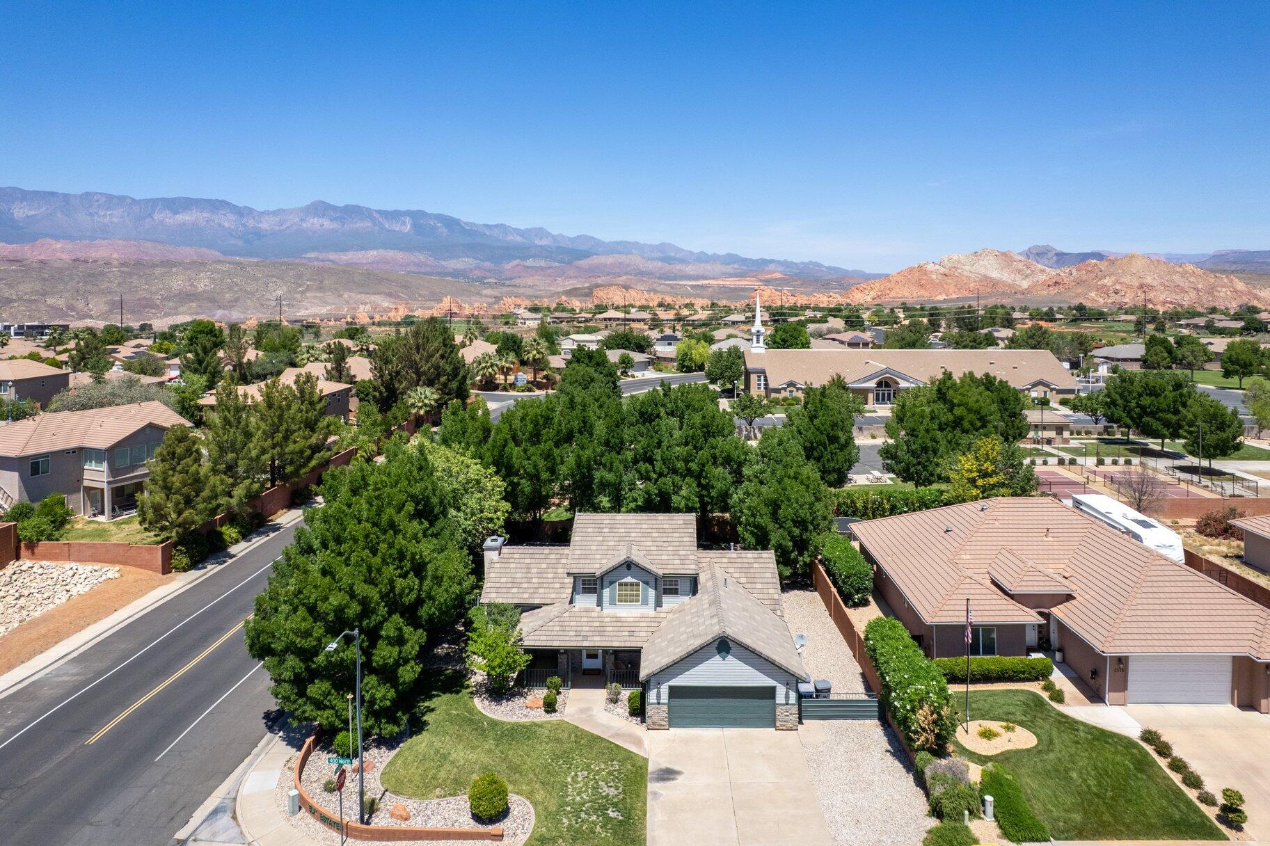 ELM ESTATES - Residential