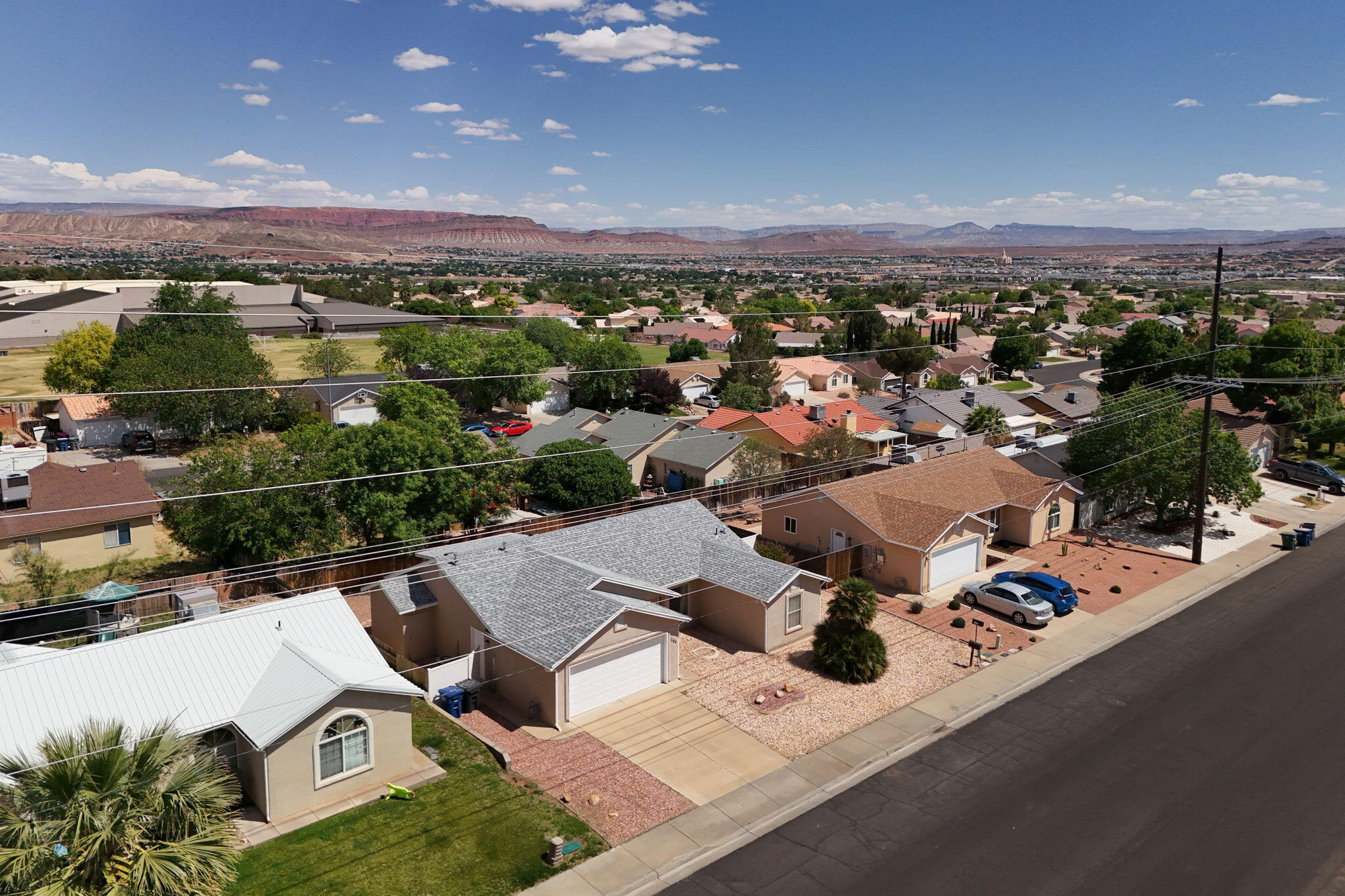 CIMARRONT RED CLIFFS - Residential