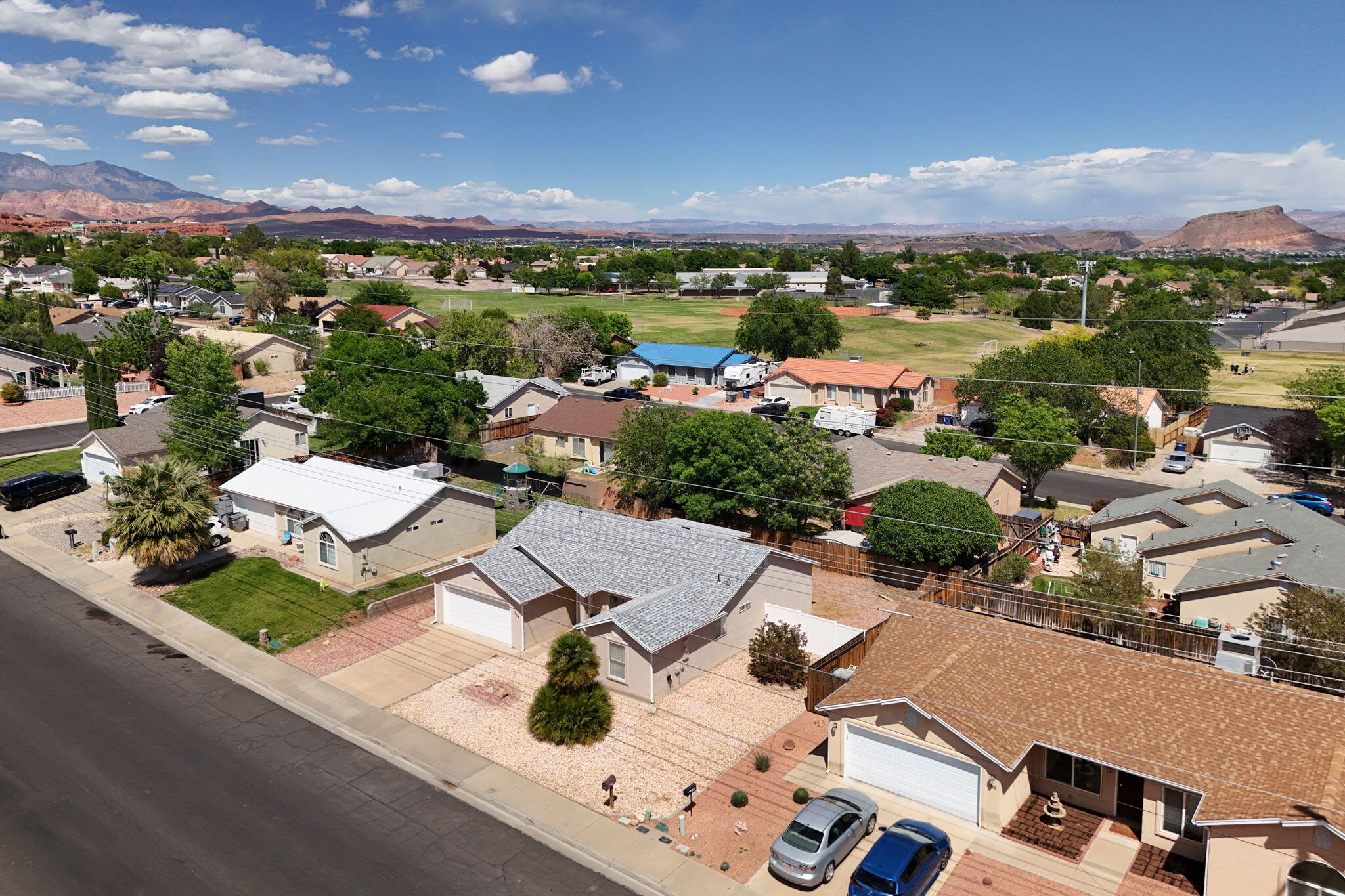 CIMARRONT RED CLIFFS - Residential