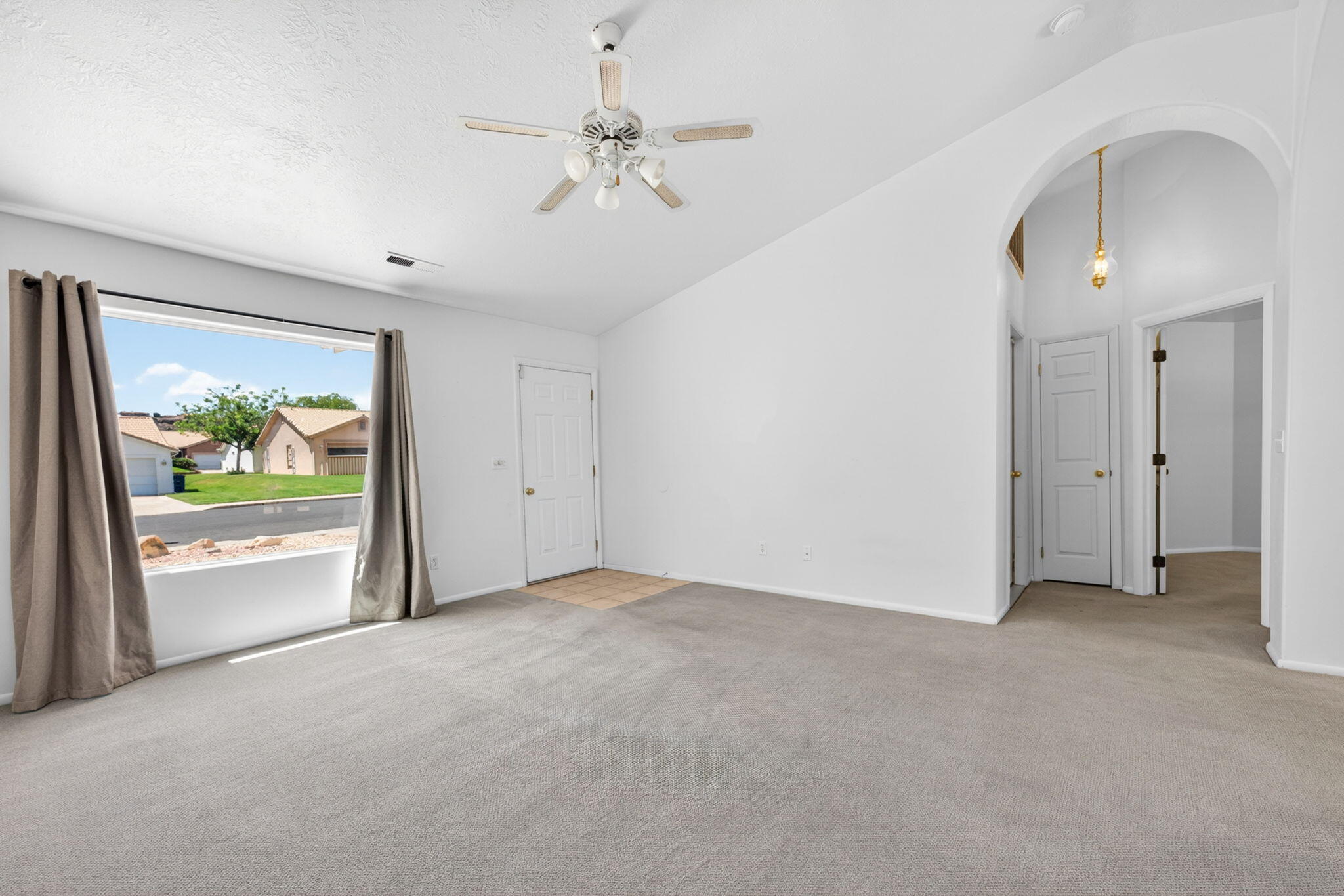 CIMARRONT RED CLIFFS - Residential