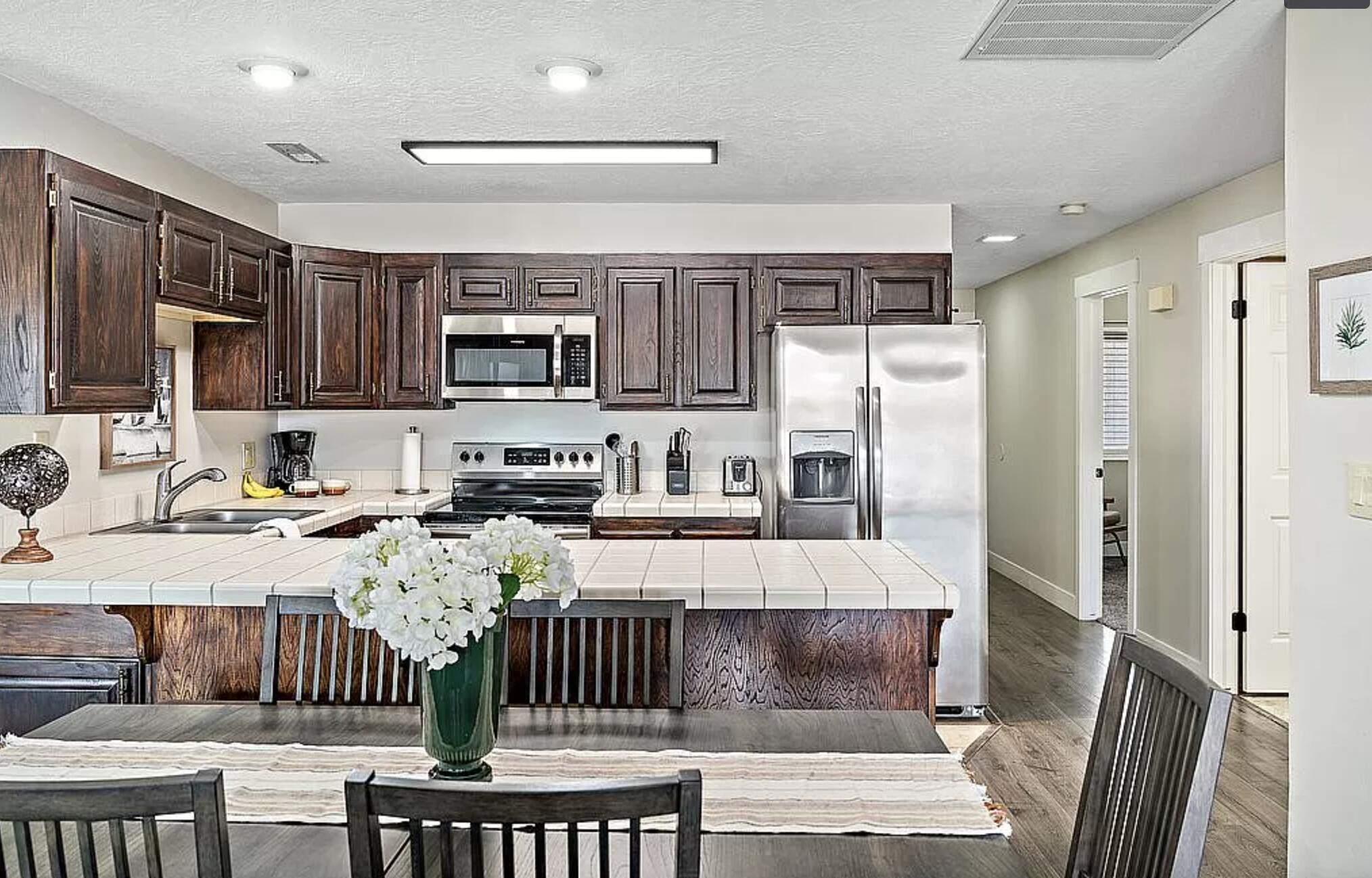 LAS PALMAS RESORT CONDOS - Residential