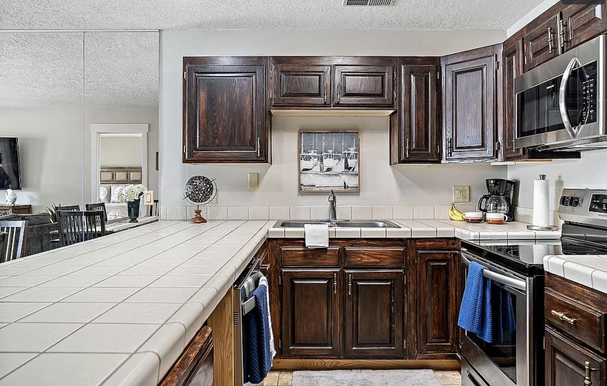 LAS PALMAS RESORT CONDOS - Residential