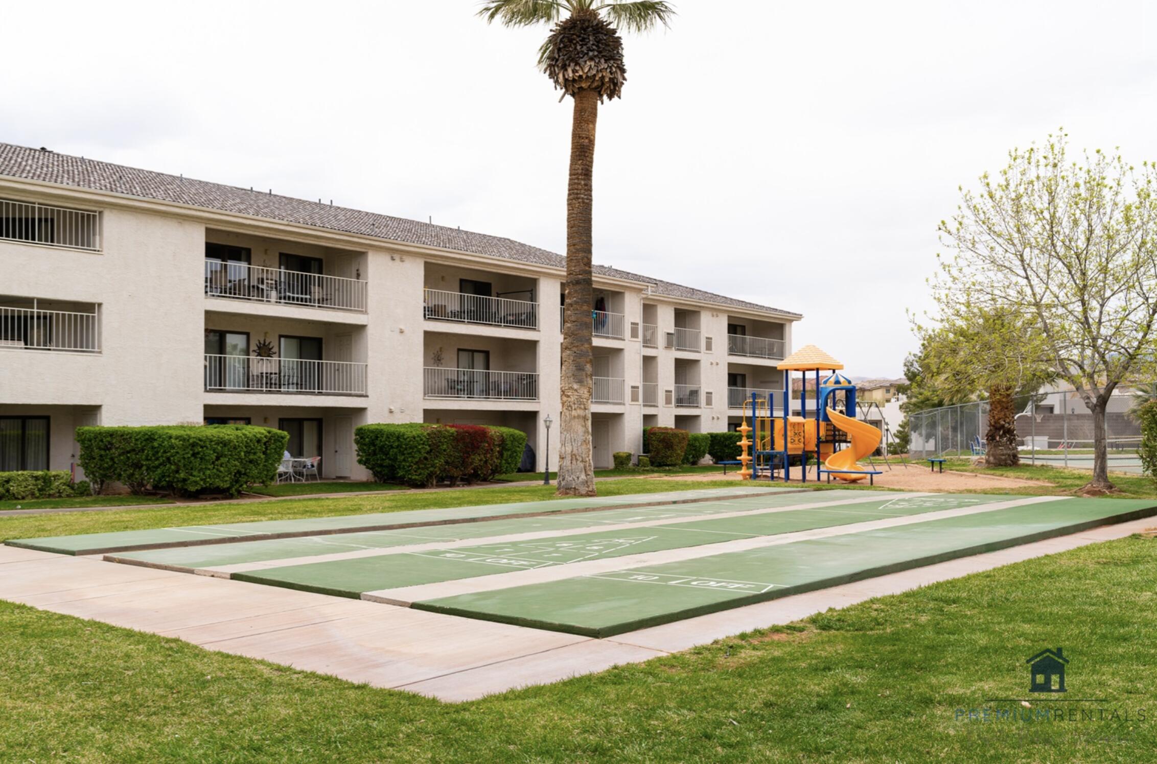 LAS PALMAS RESORT CONDOS - Residential