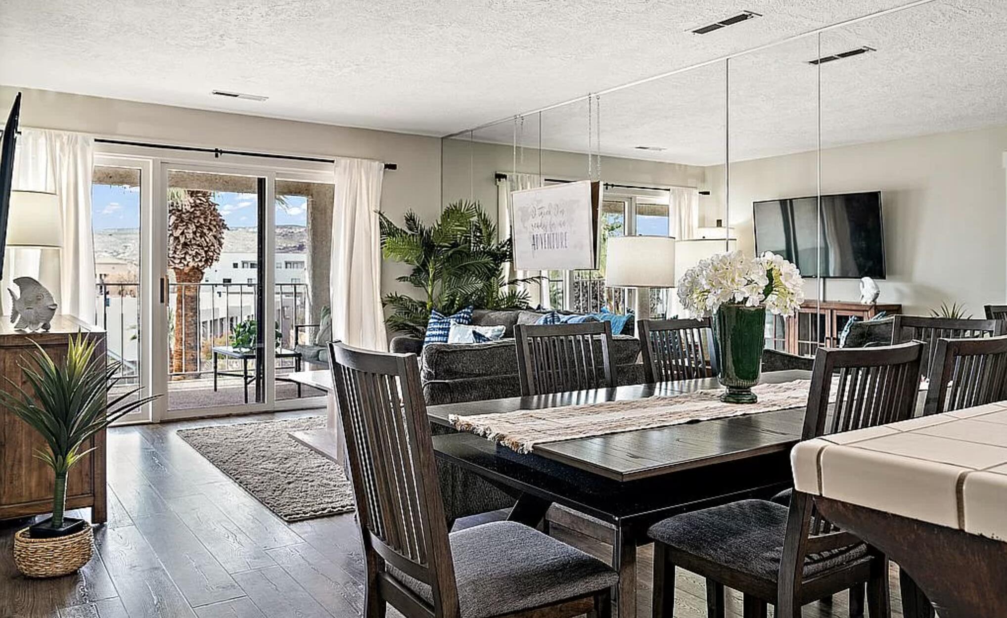 LAS PALMAS RESORT CONDOS - Residential