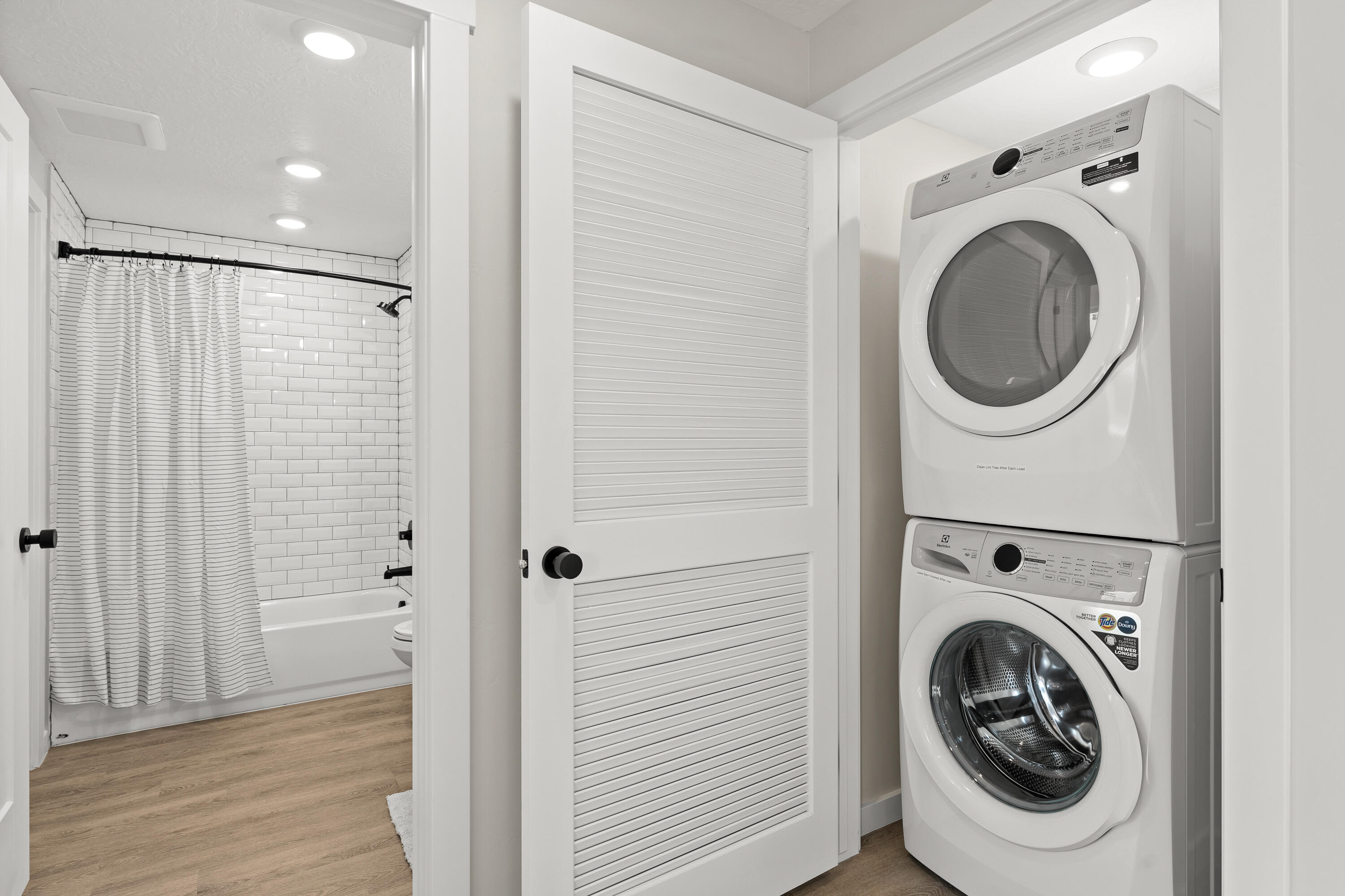 DESERT COLOR RESORT - Residential