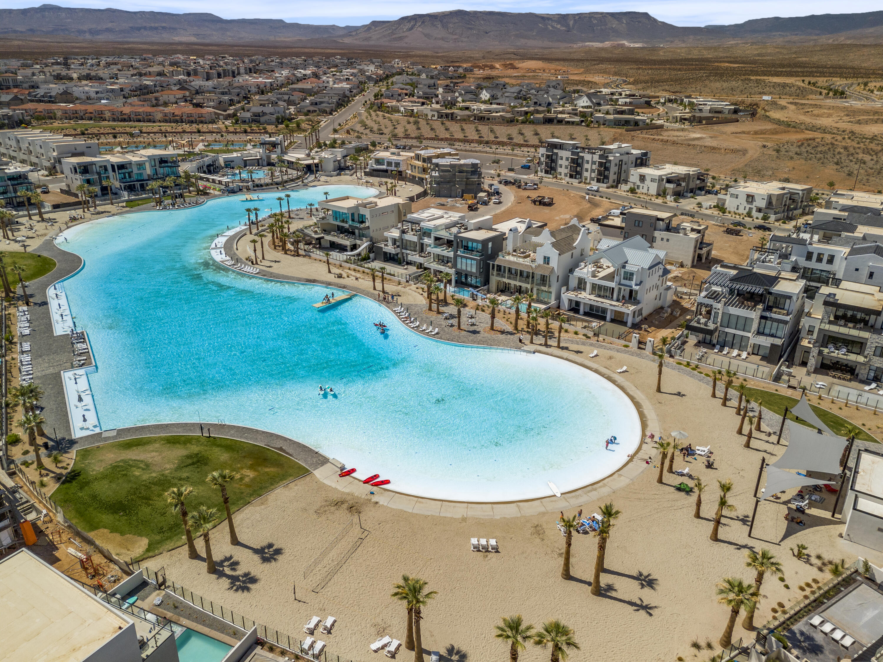 DESERT COLOR RESORT - Residential