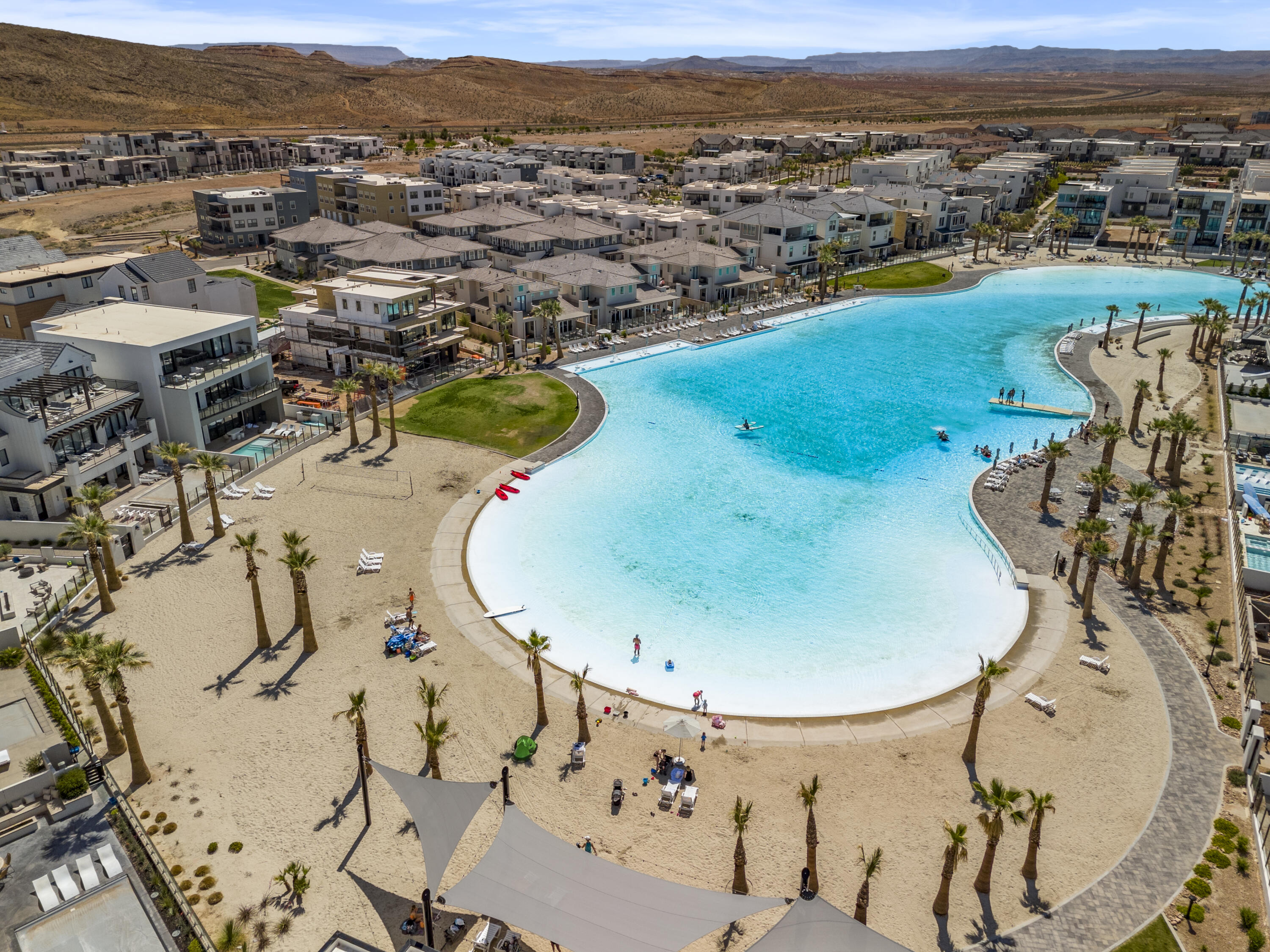 DESERT COLOR RESORT - Residential