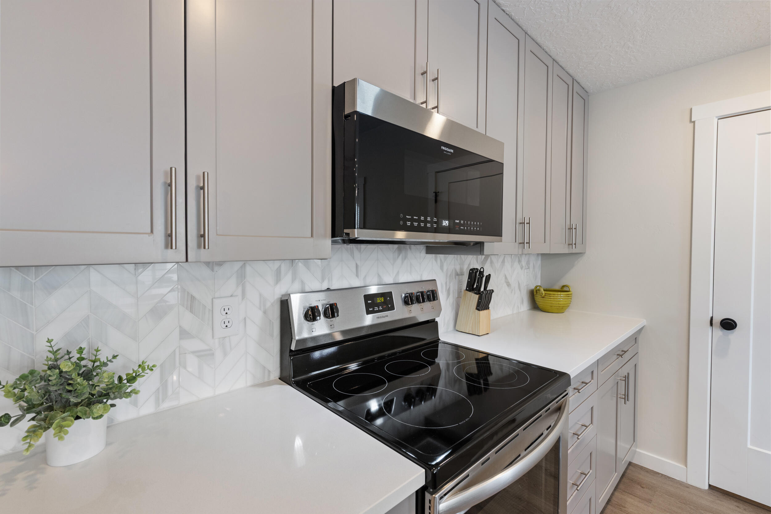 DESERT COLOR RESORT - Residential