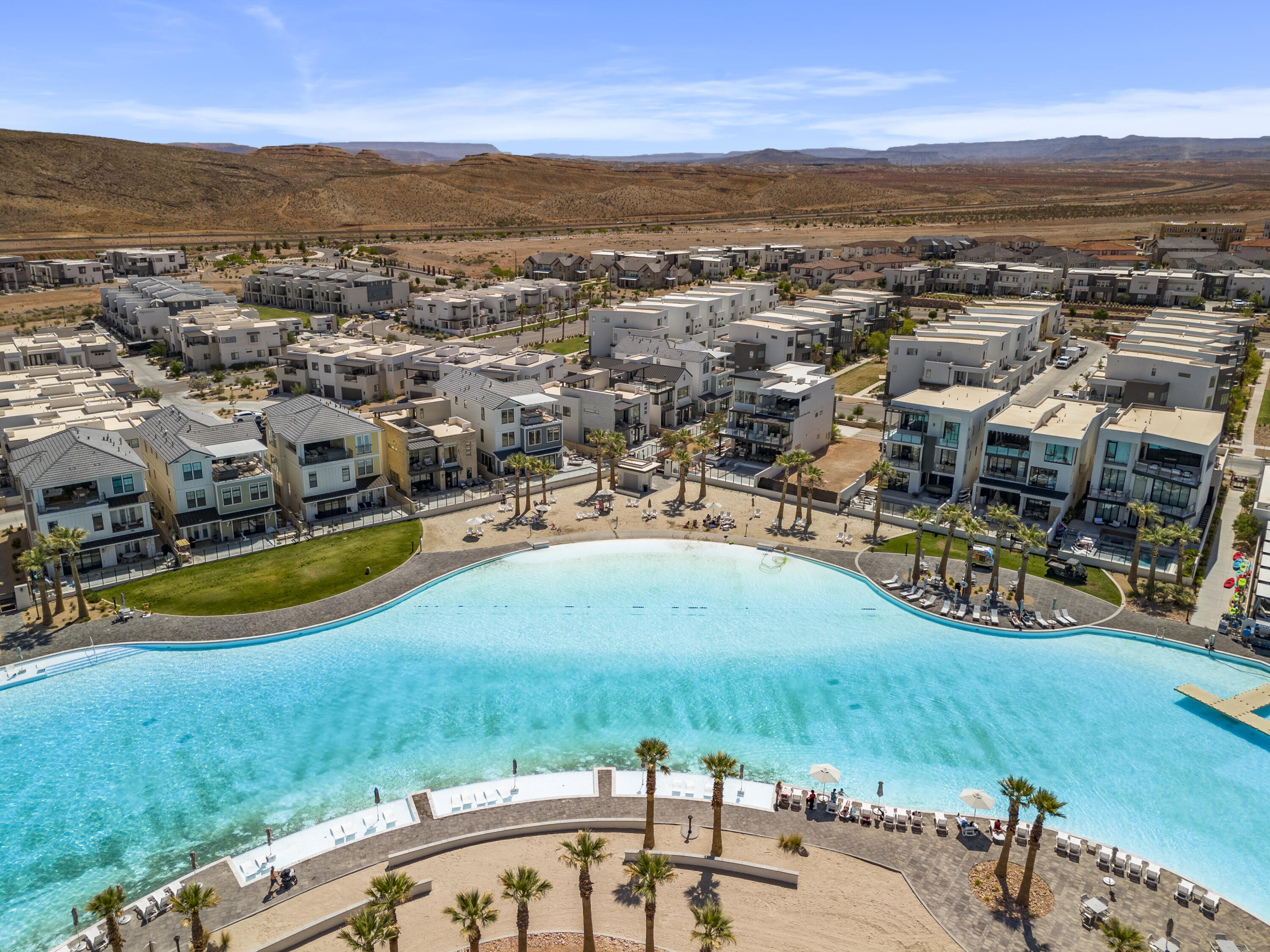 DESERT COLOR RESORT - Residential