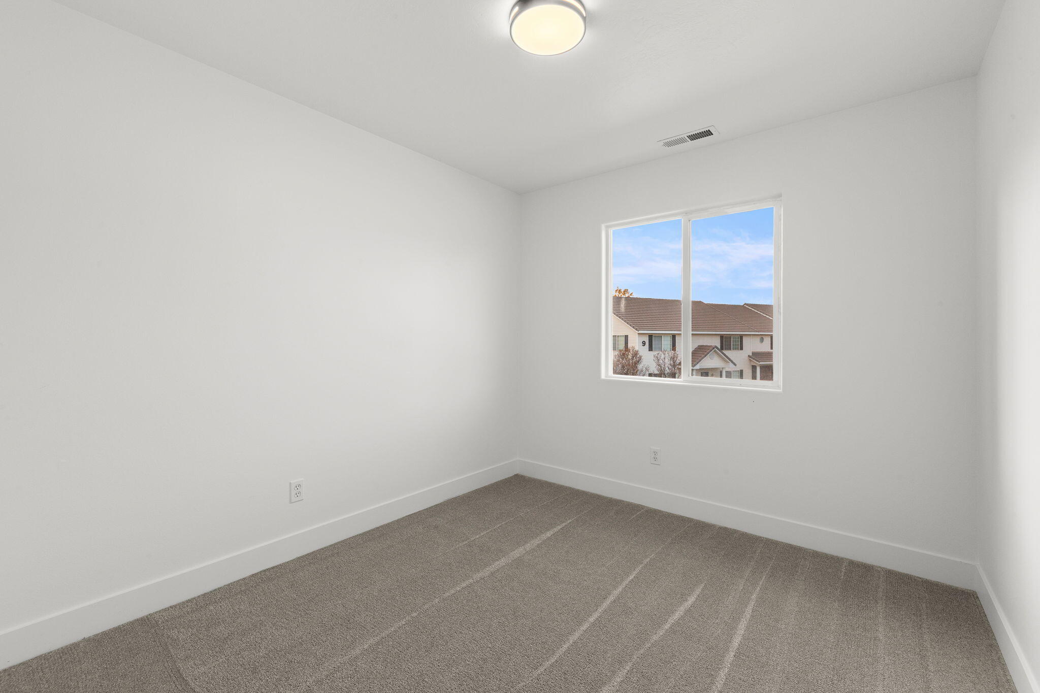 LEXINGTON HILLS TOWNHOMES - Residential