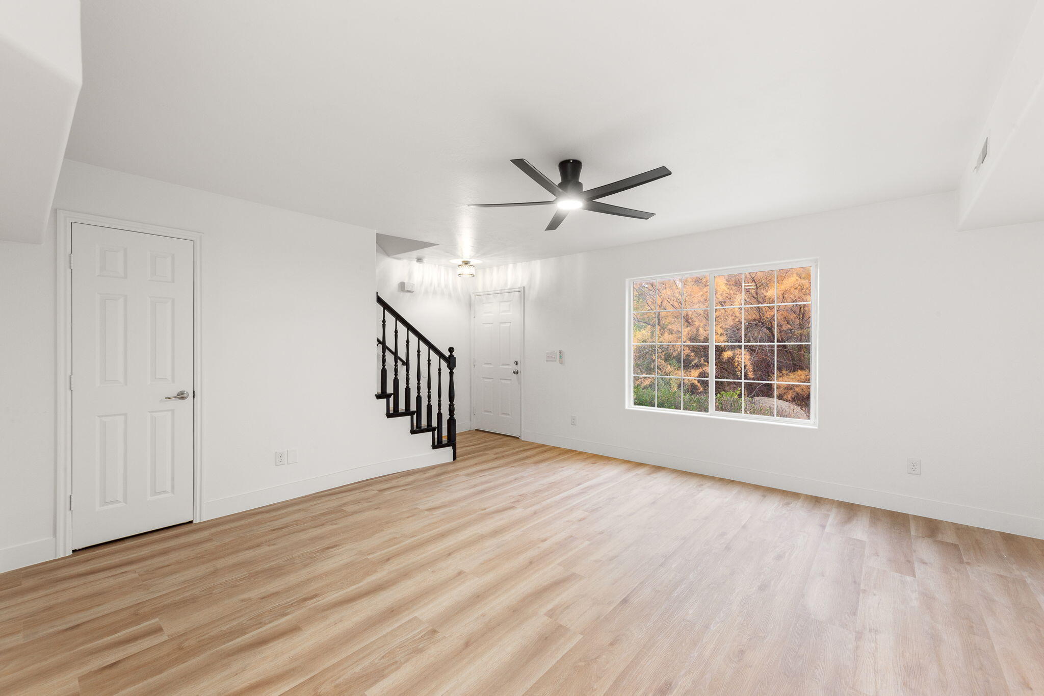 LEXINGTON HILLS TOWNHOMES - Residential