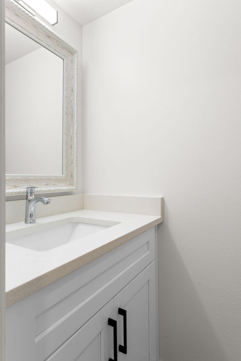 LEXINGTON HILLS TOWNHOMES - Residential