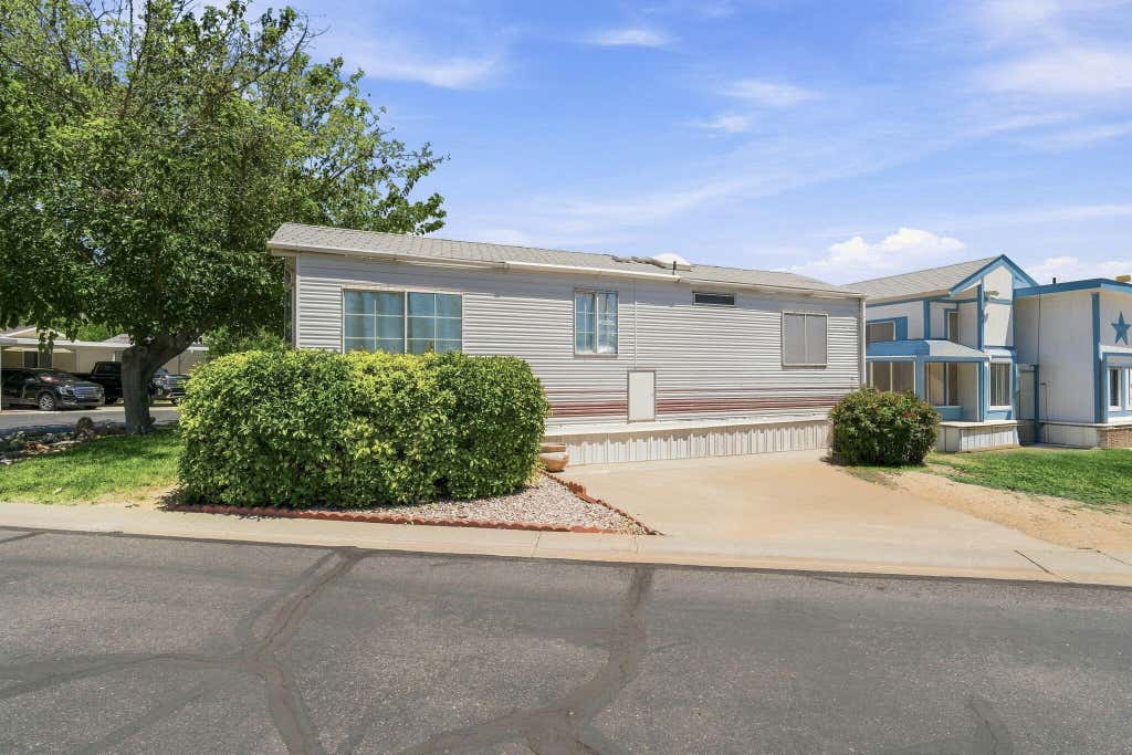 Photo of 1160 E TELEGRAPH ST #59, Washington, UT 84780 (MLS # 26-274883)