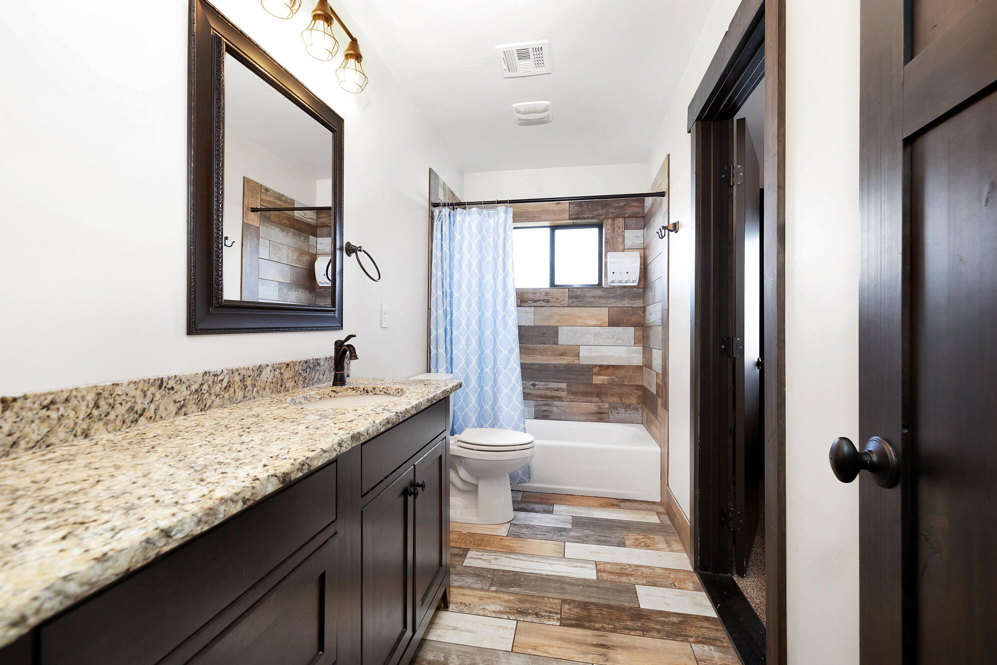 DIXIE SPRINGS - Residential