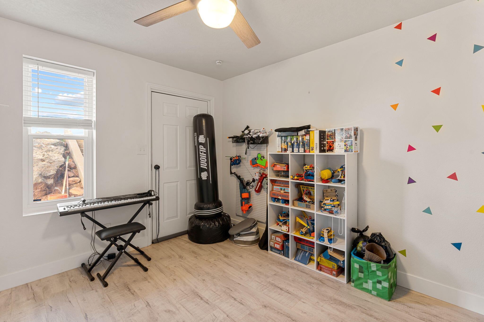 PADRE CANYON ESTATES - Residential