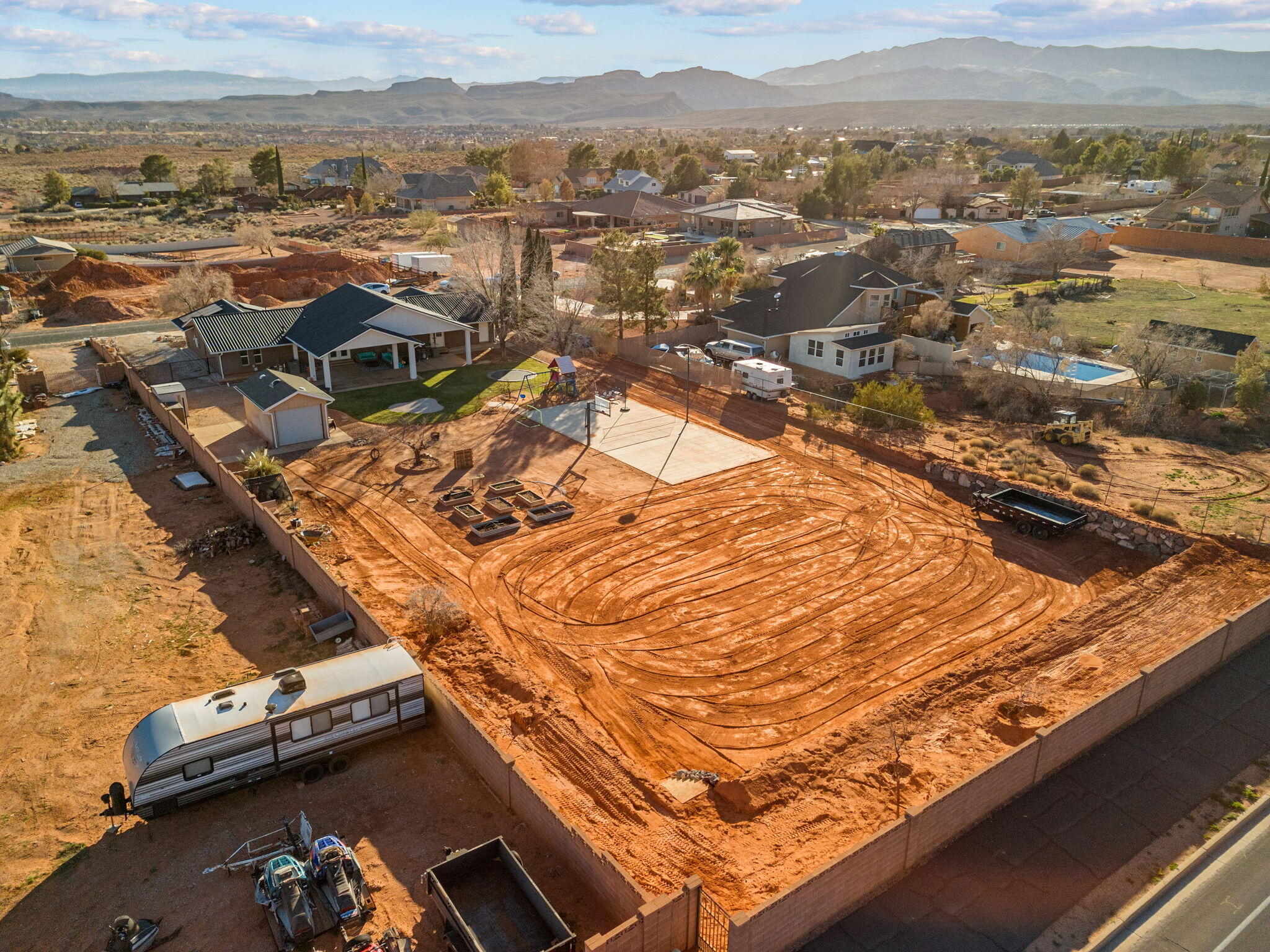 PADRE CANYON ESTATES - Residential