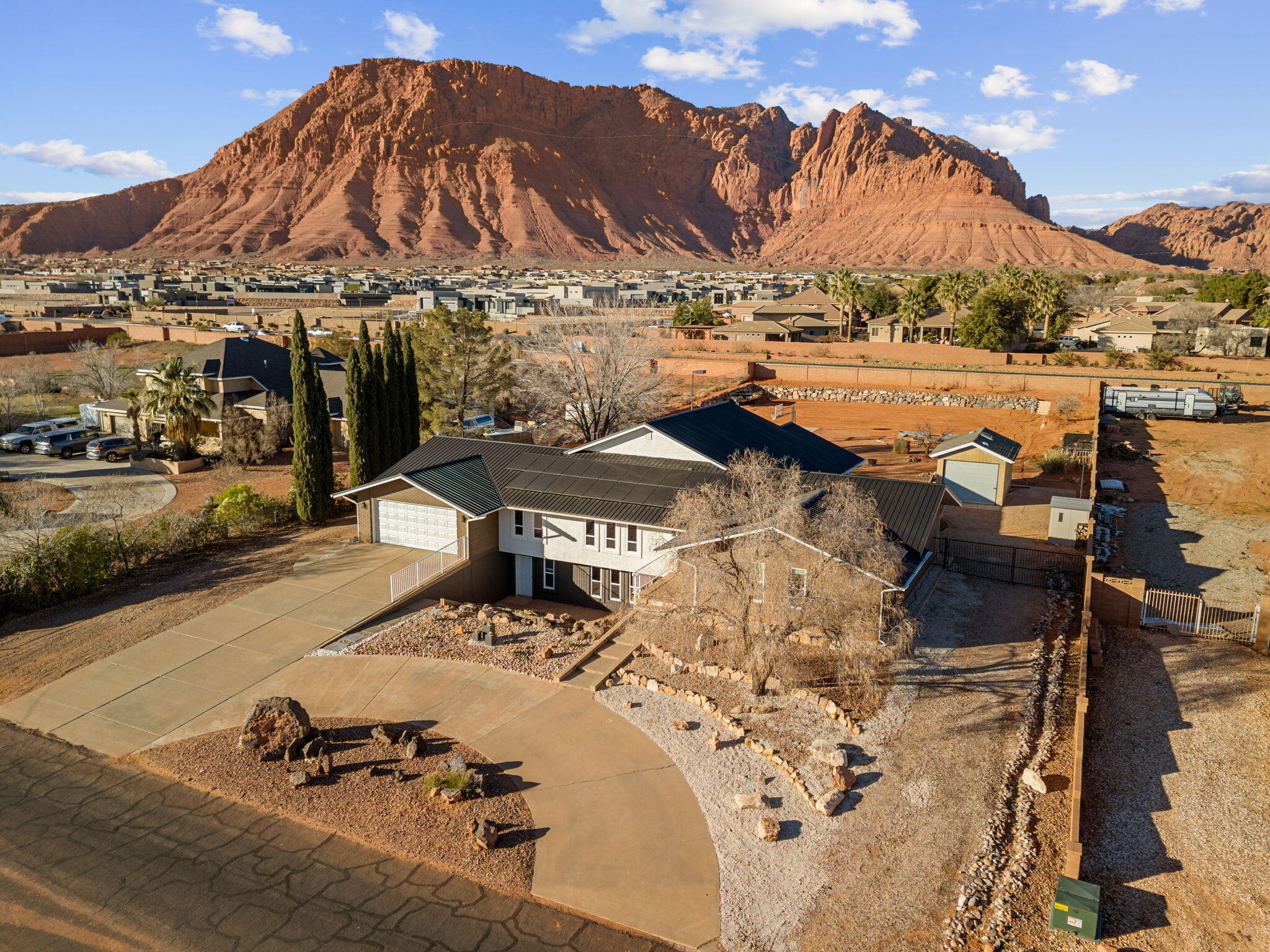 PADRE CANYON ESTATES - Residential