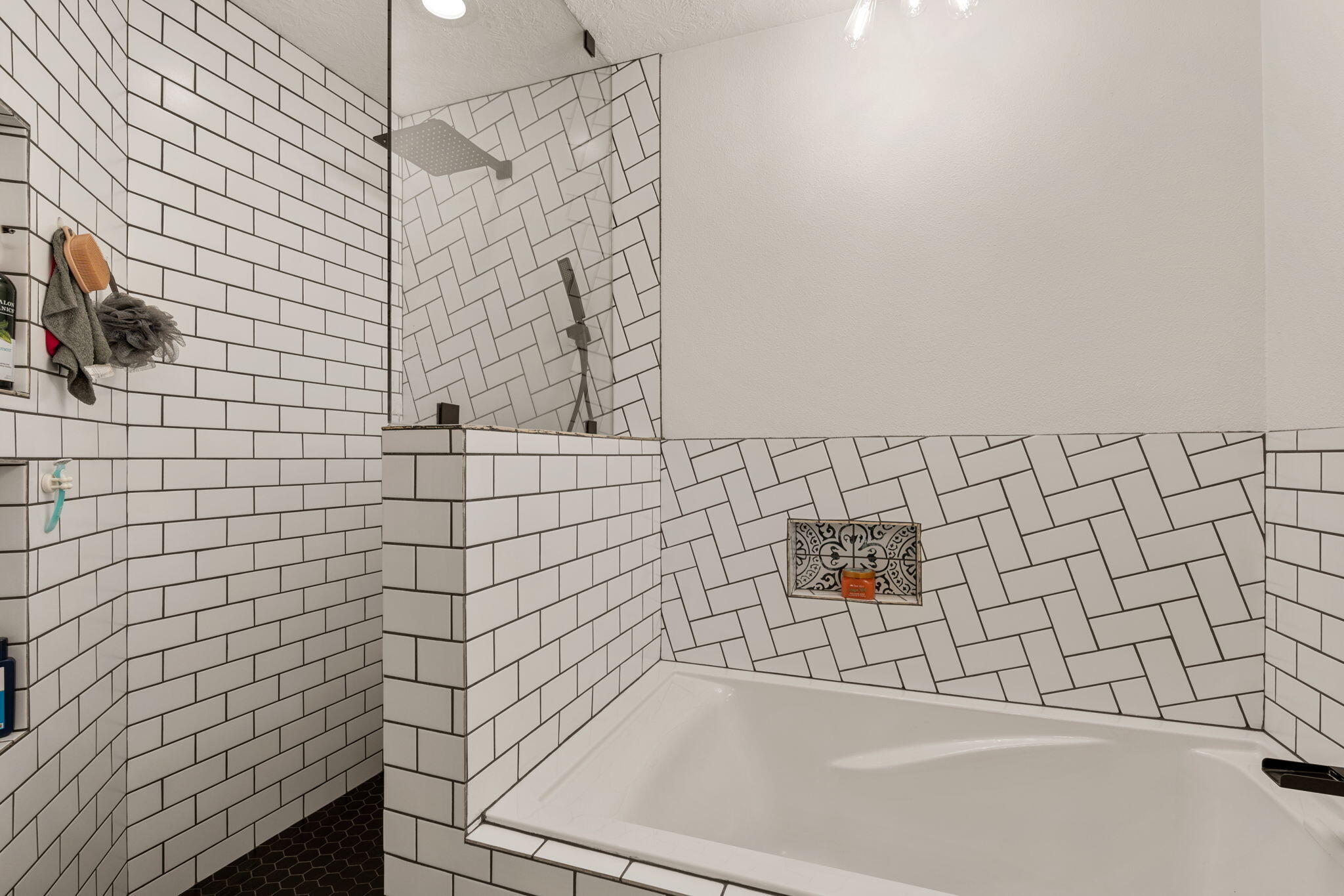 PADRE CANYON ESTATES - Residential