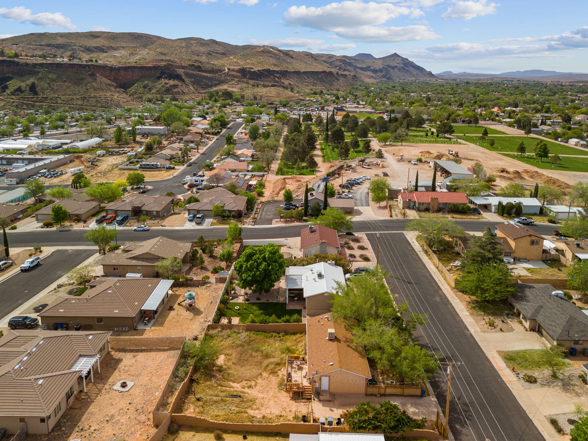 RIVER VIEW ESTATES - Residential