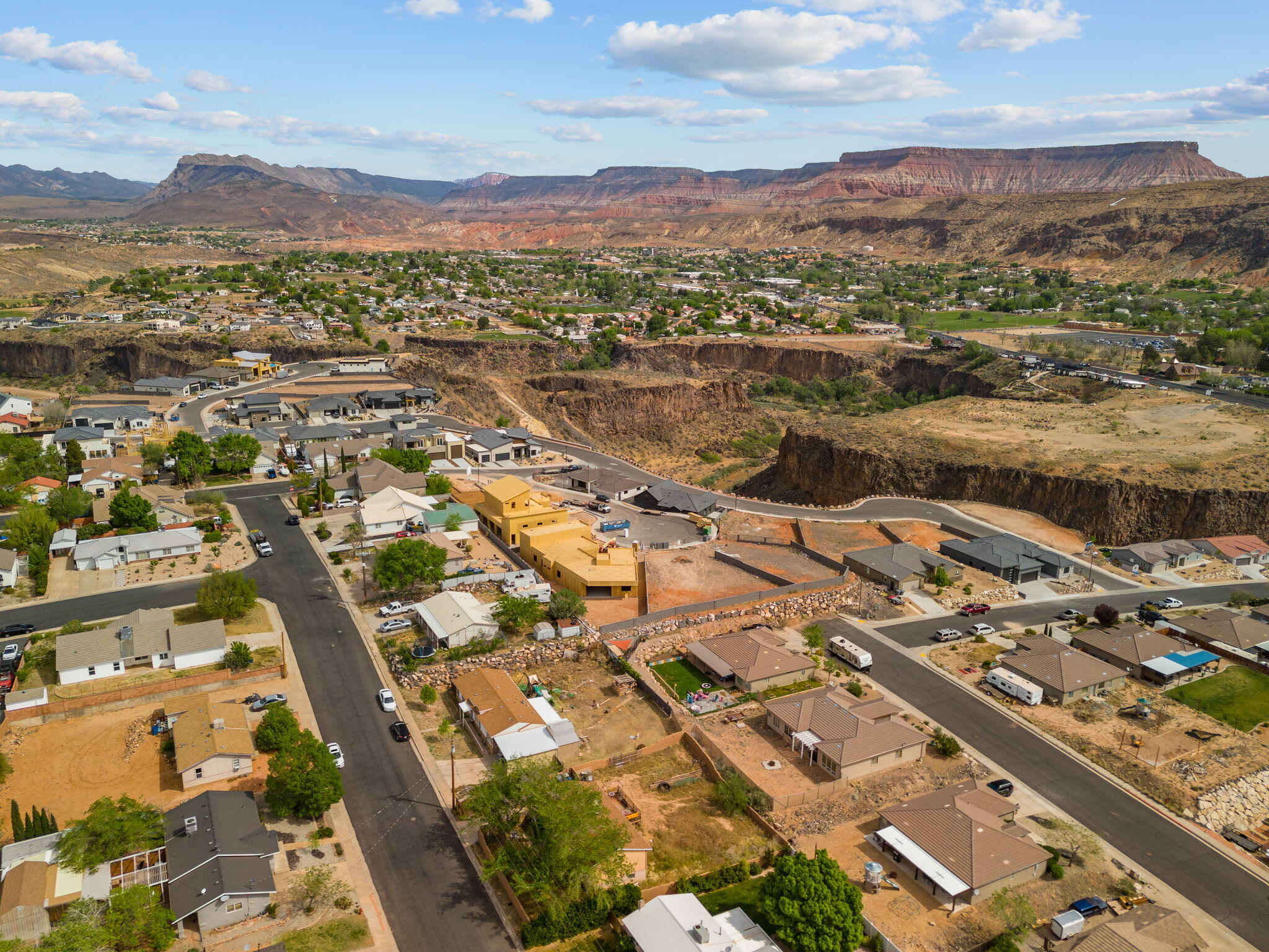 RIVER VIEW ESTATES - Residential