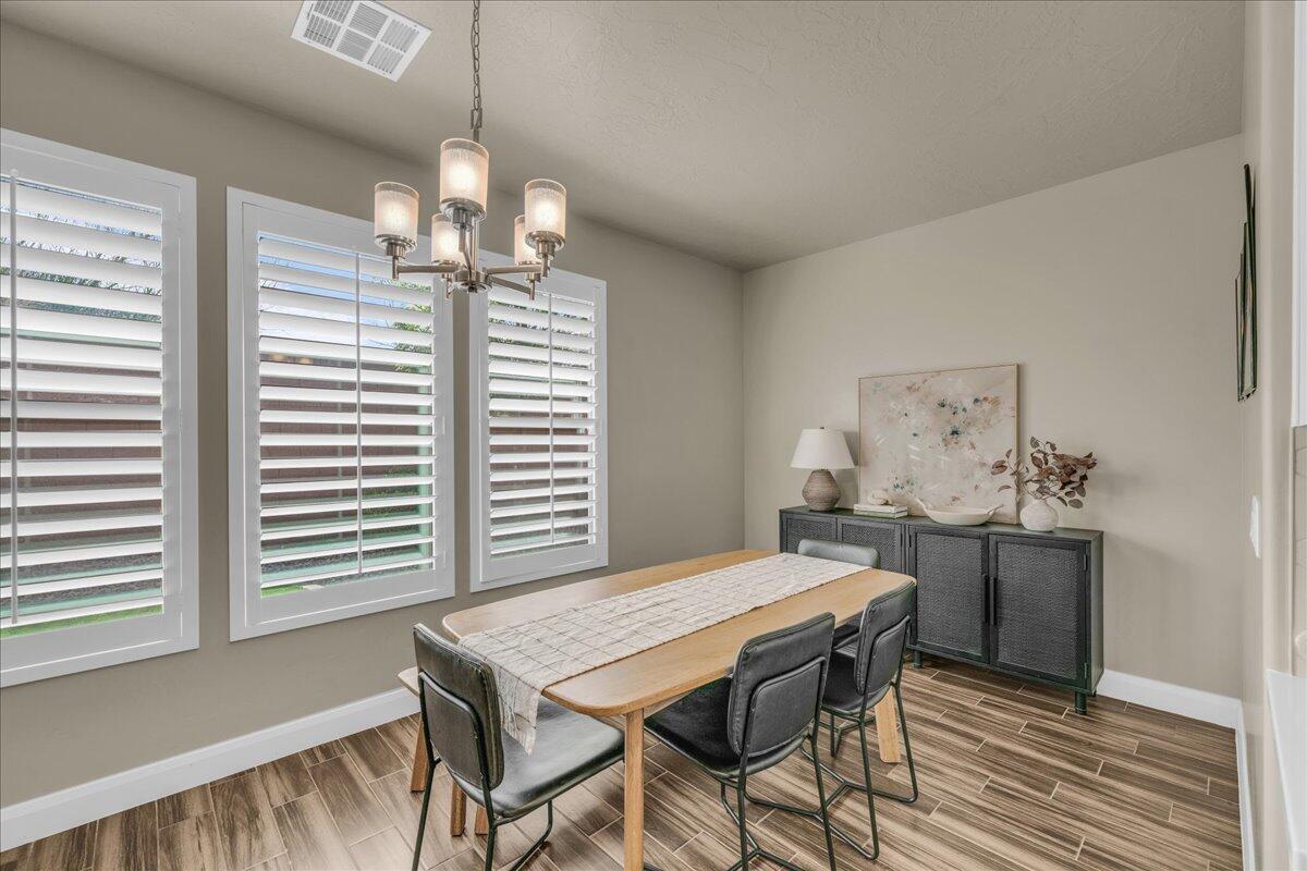 WARNER GATEWAY - Residential