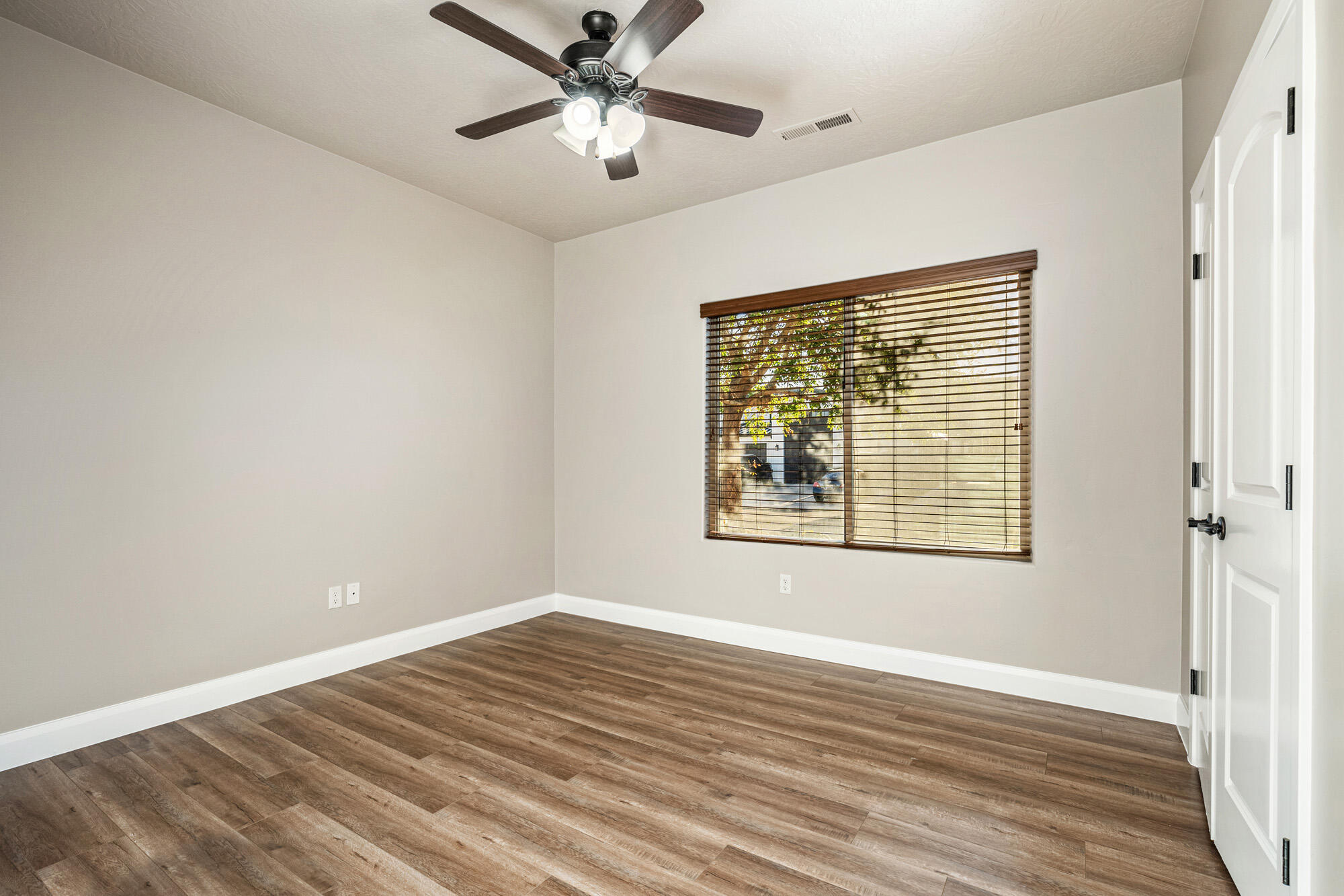 DIXIE SPRINGS - Residential