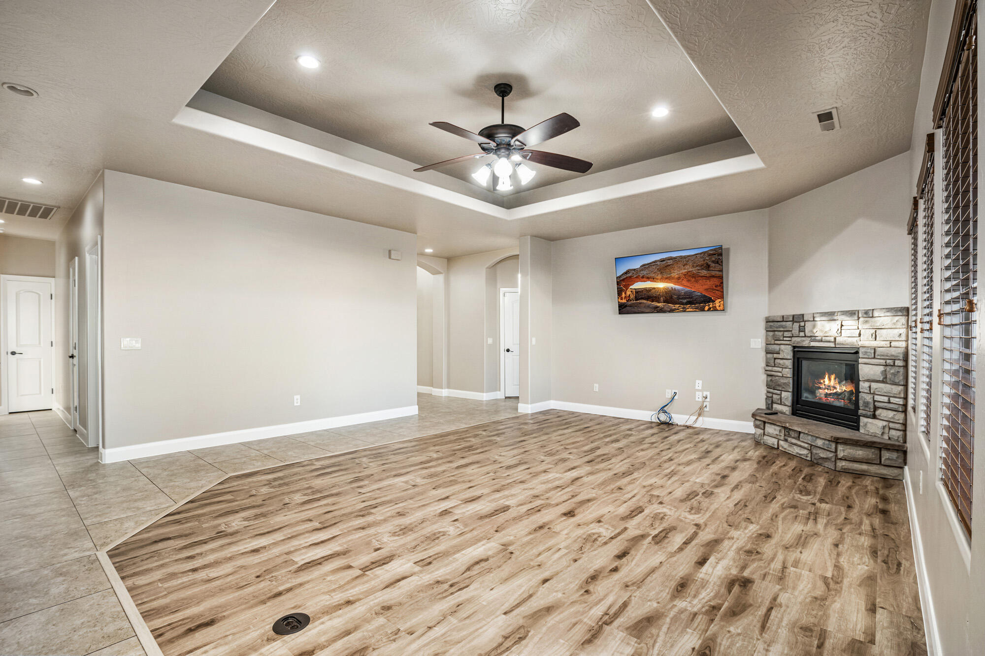 DIXIE SPRINGS - Residential