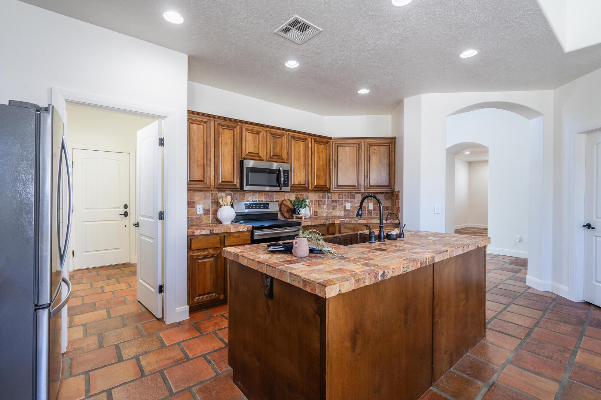 HIGHLAND PARK AT THE CORAL CANYON - Residential