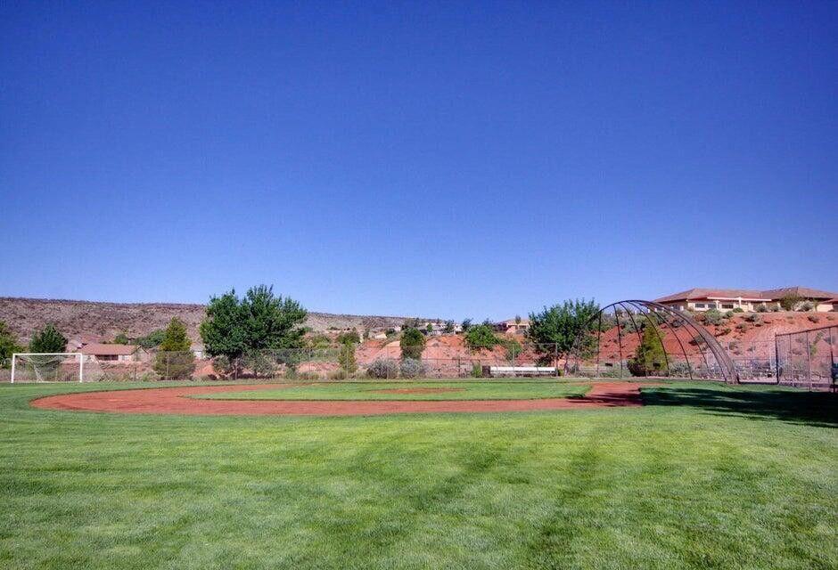 HIGHLAND PARK AT THE CORAL CANYON - Residential
