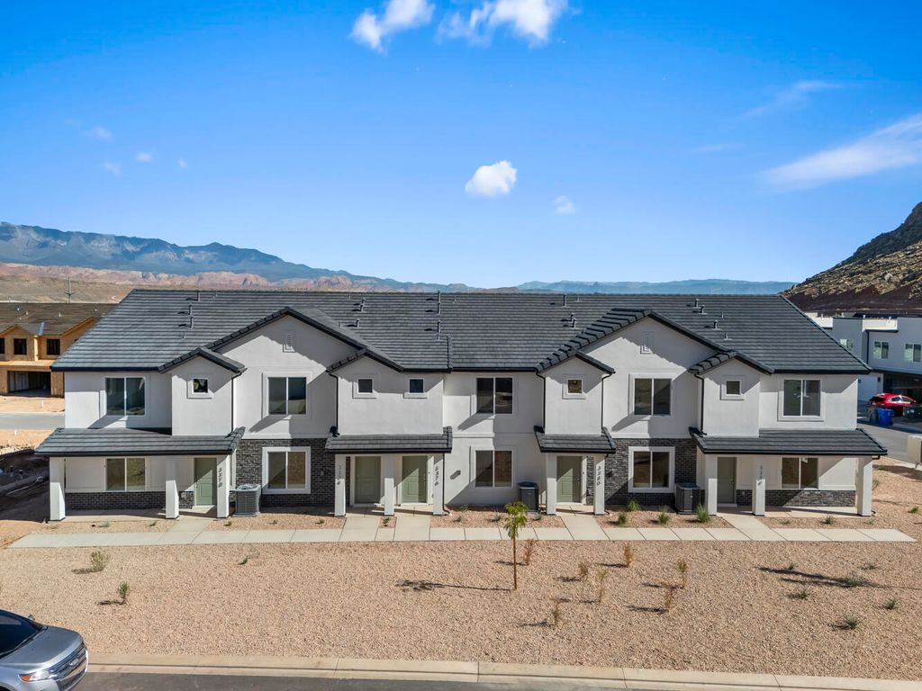 Photo of 2775 E Rushpink Ln 2421 #2421, Washington, UT 84780 (MLS # 26-271713)