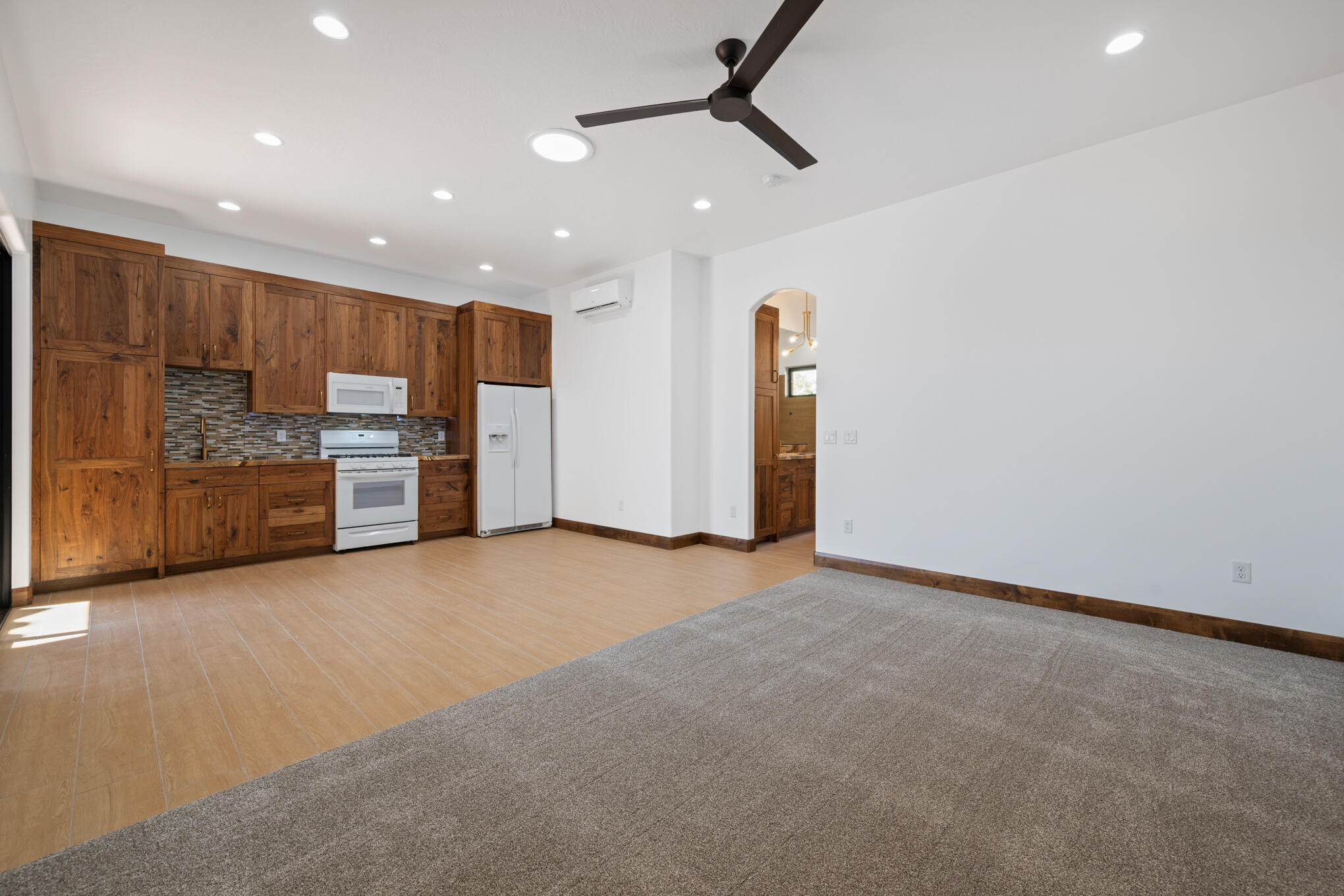 LEDGES OF ST GEORGE - Residential