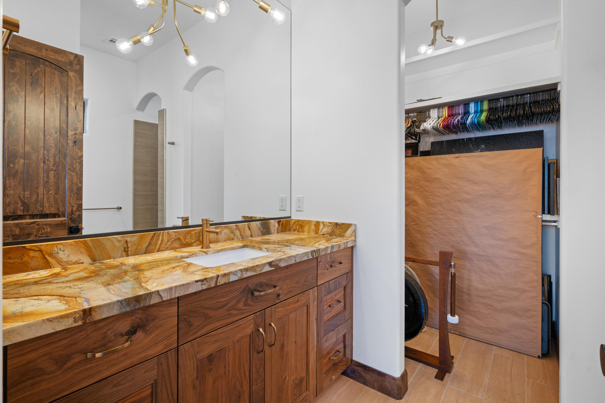 LEDGES OF ST GEORGE - Residential