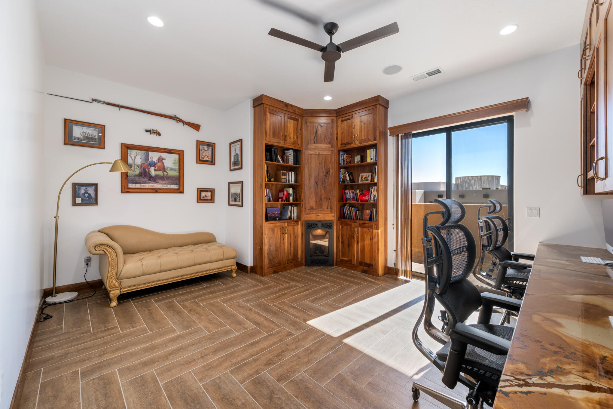 LEDGES OF ST GEORGE - Residential