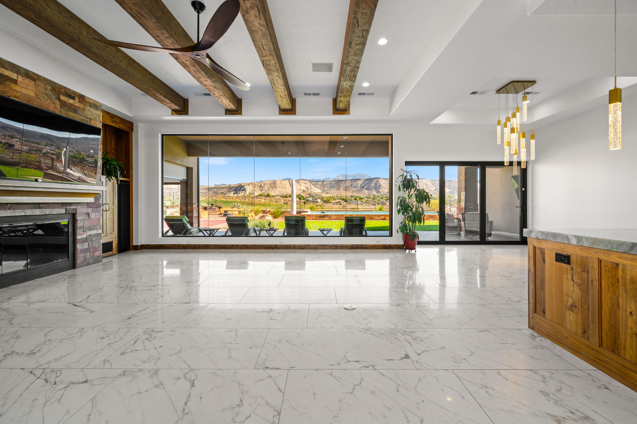 LEDGES OF ST GEORGE - Residential