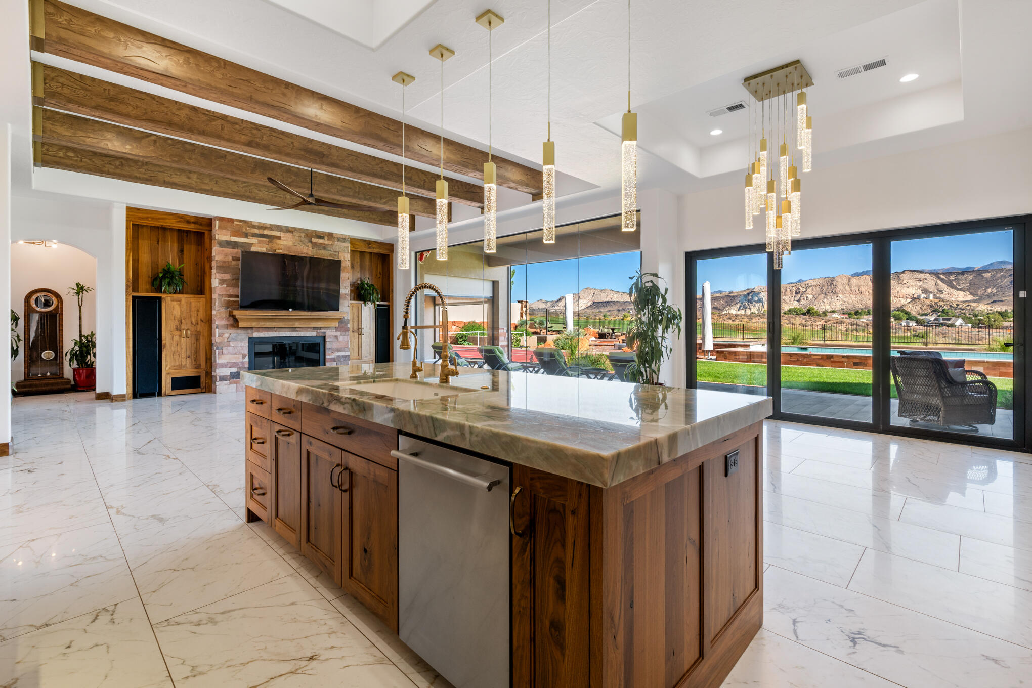 LEDGES OF ST GEORGE - Residential