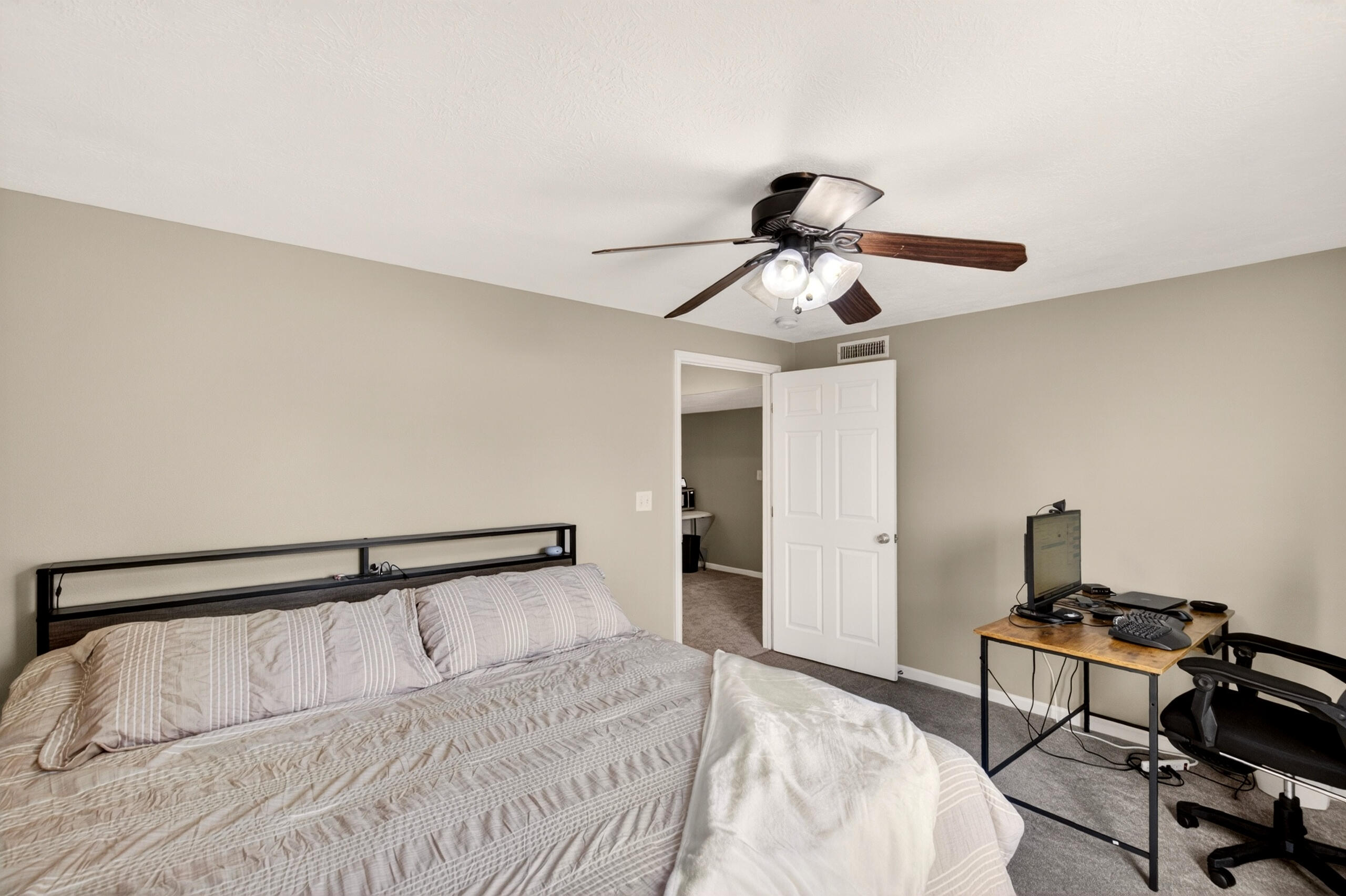 DESERT HILLS - Residential