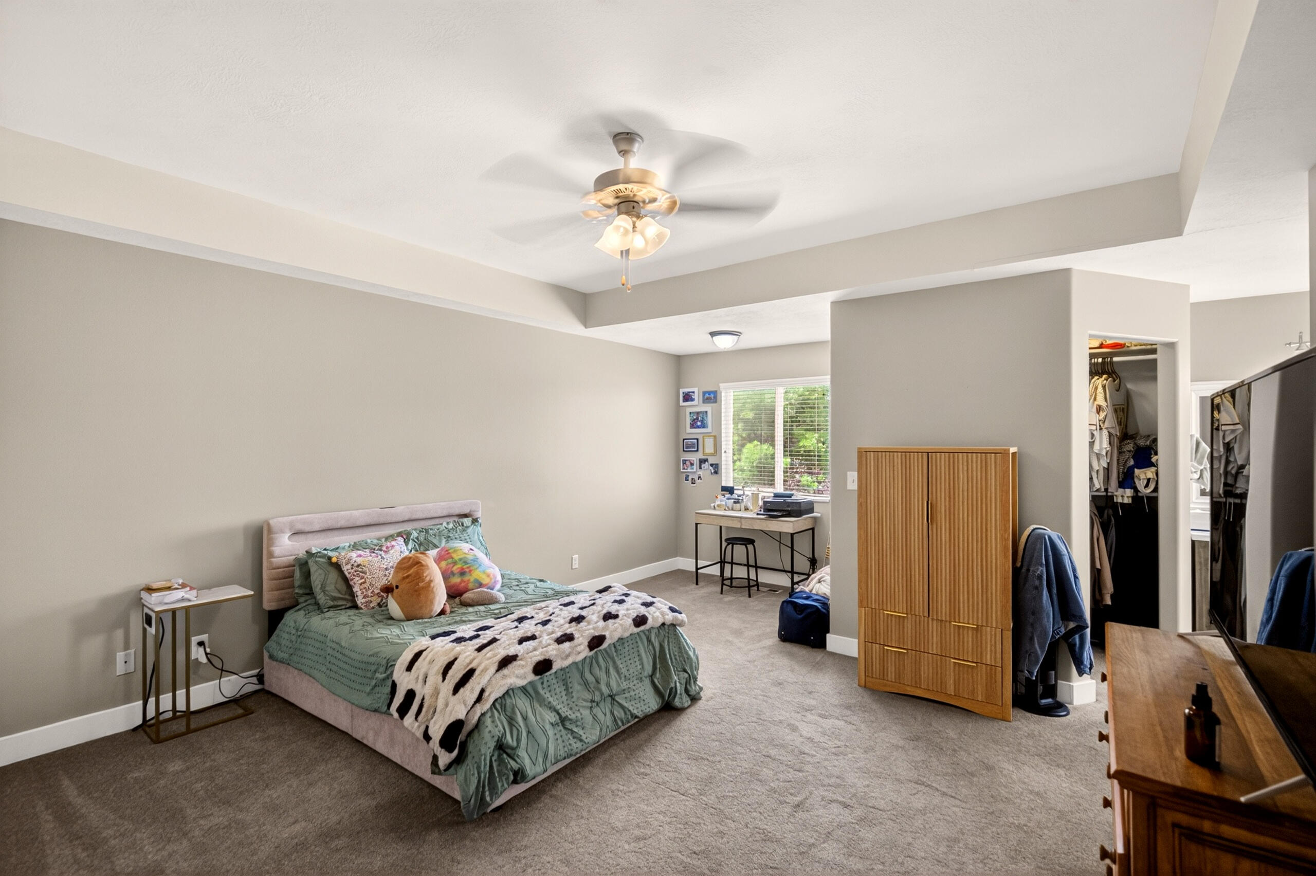 DESERT HILLS - Residential