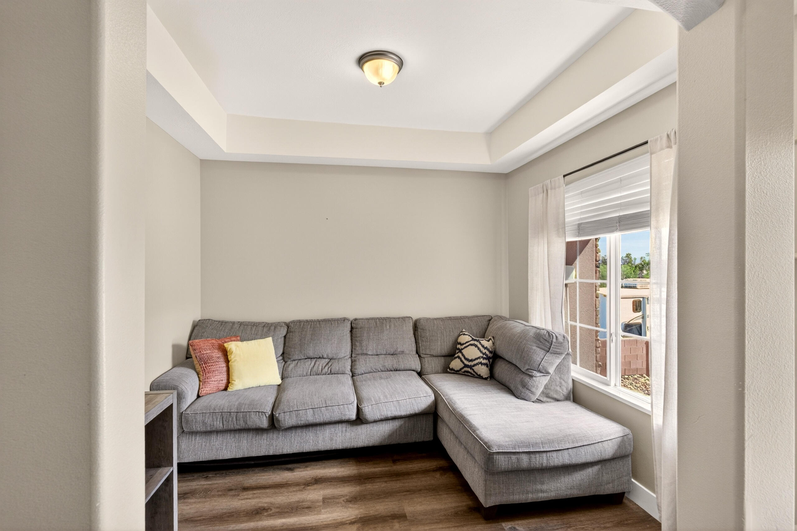 DESERT HILLS - Residential