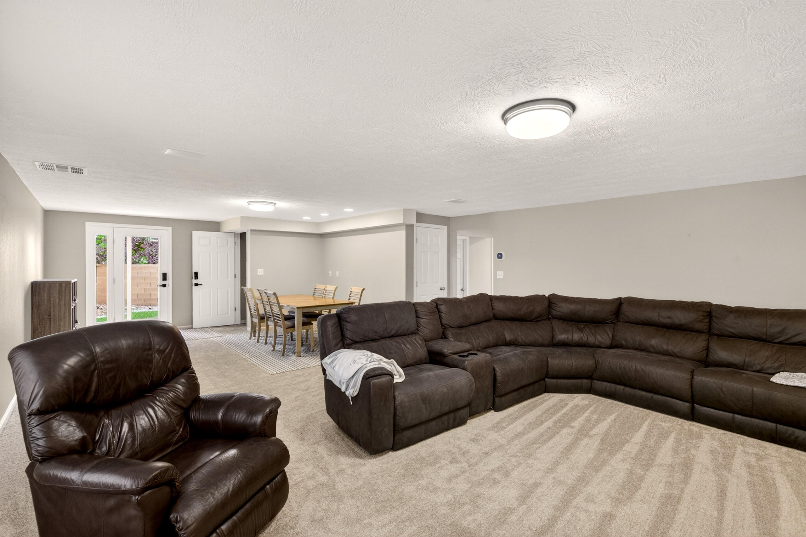 DESERT HILLS - Residential