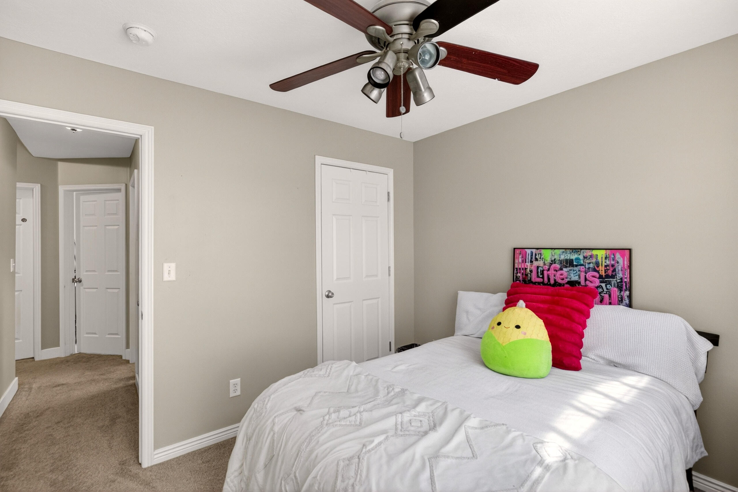 DESERT HILLS - Residential